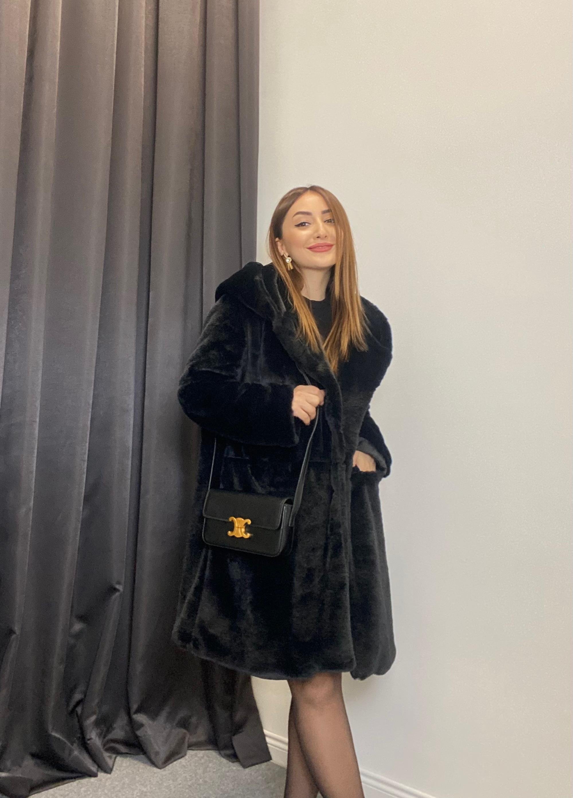 Kapisonlu ithal Kurk Siyah 1282