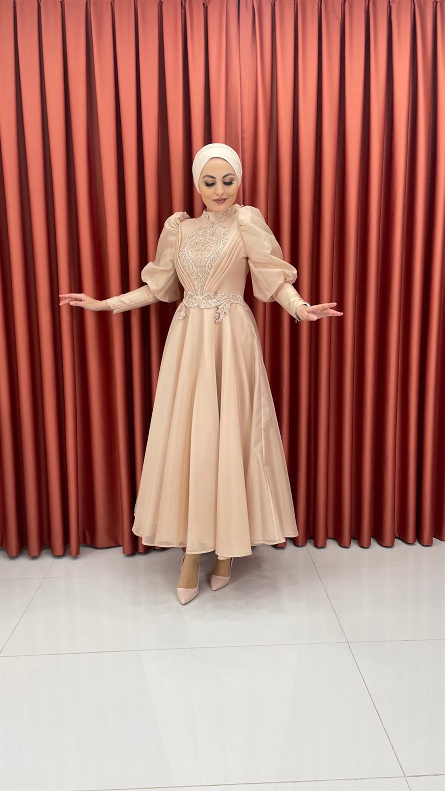 0096 Gülenay Abiye-Pudra