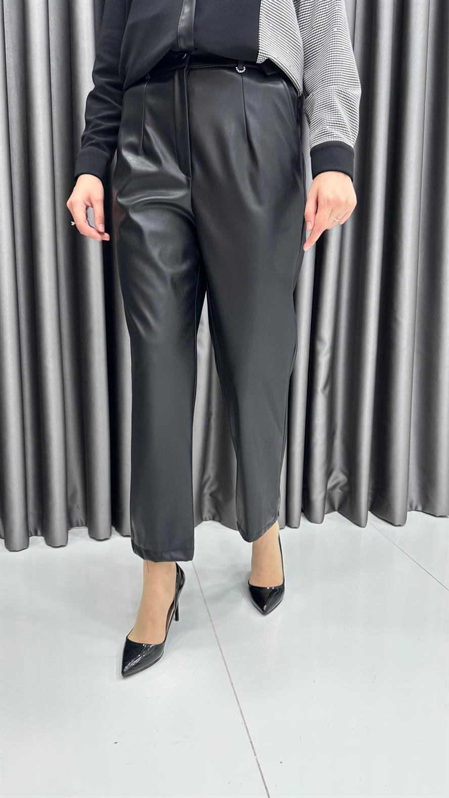 0171 Almedia Pantolon-Siyah