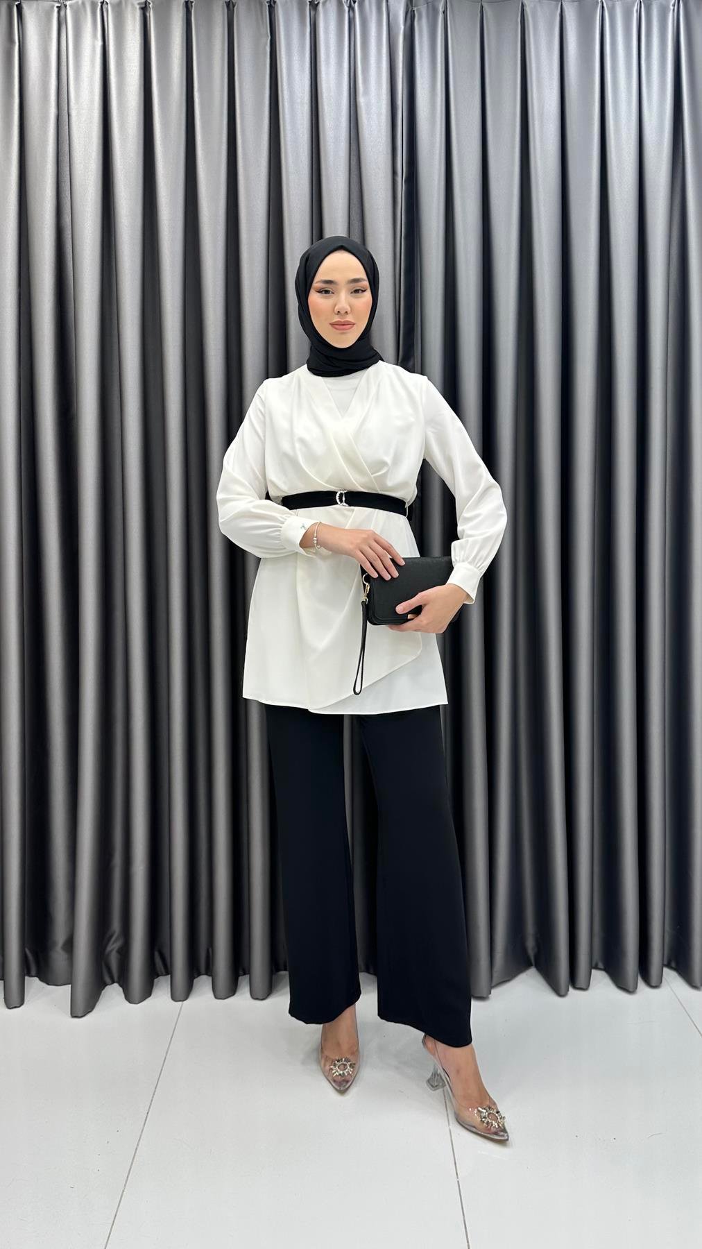 1153 Shon Takım-Ekru