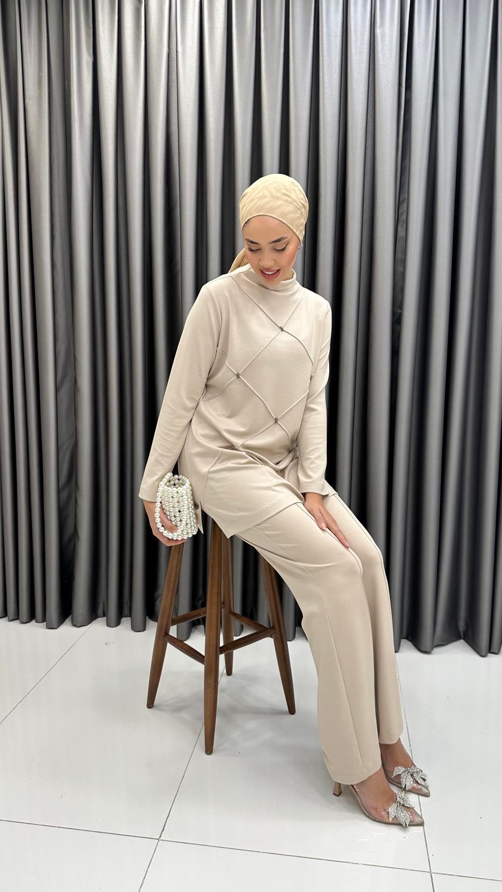 2179 İncili Takım-Taş