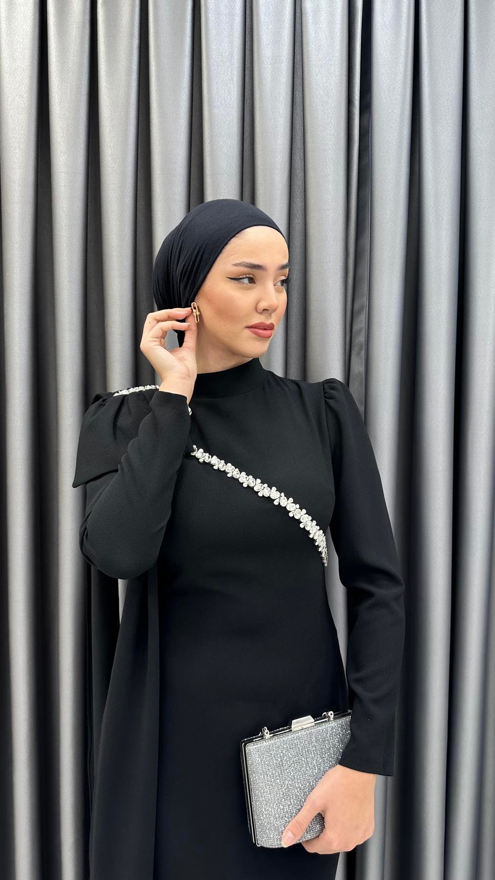 4067 Nelly Abiye-Siyah
