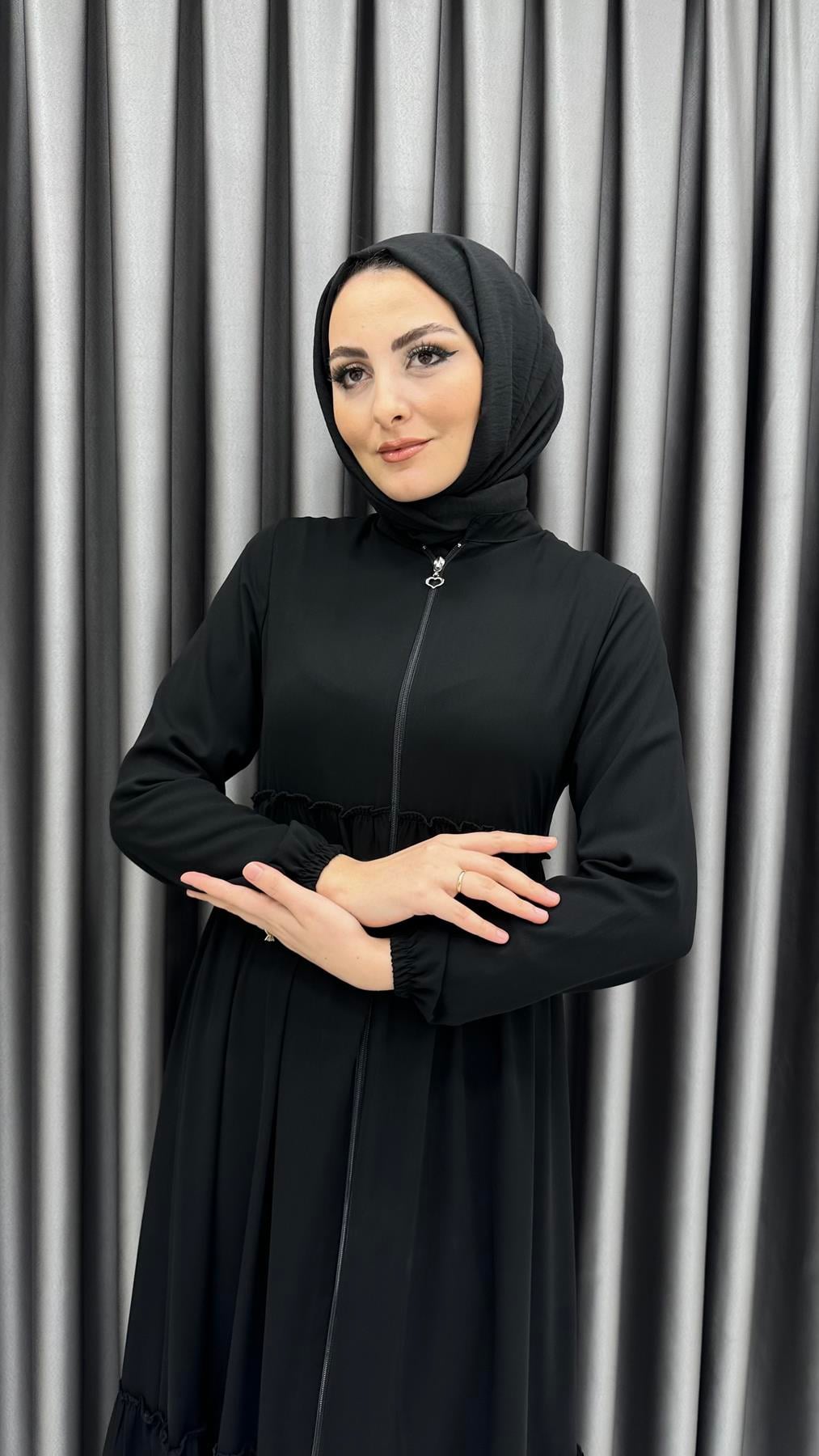 4269 Ş Bayan Ferace-Siyah