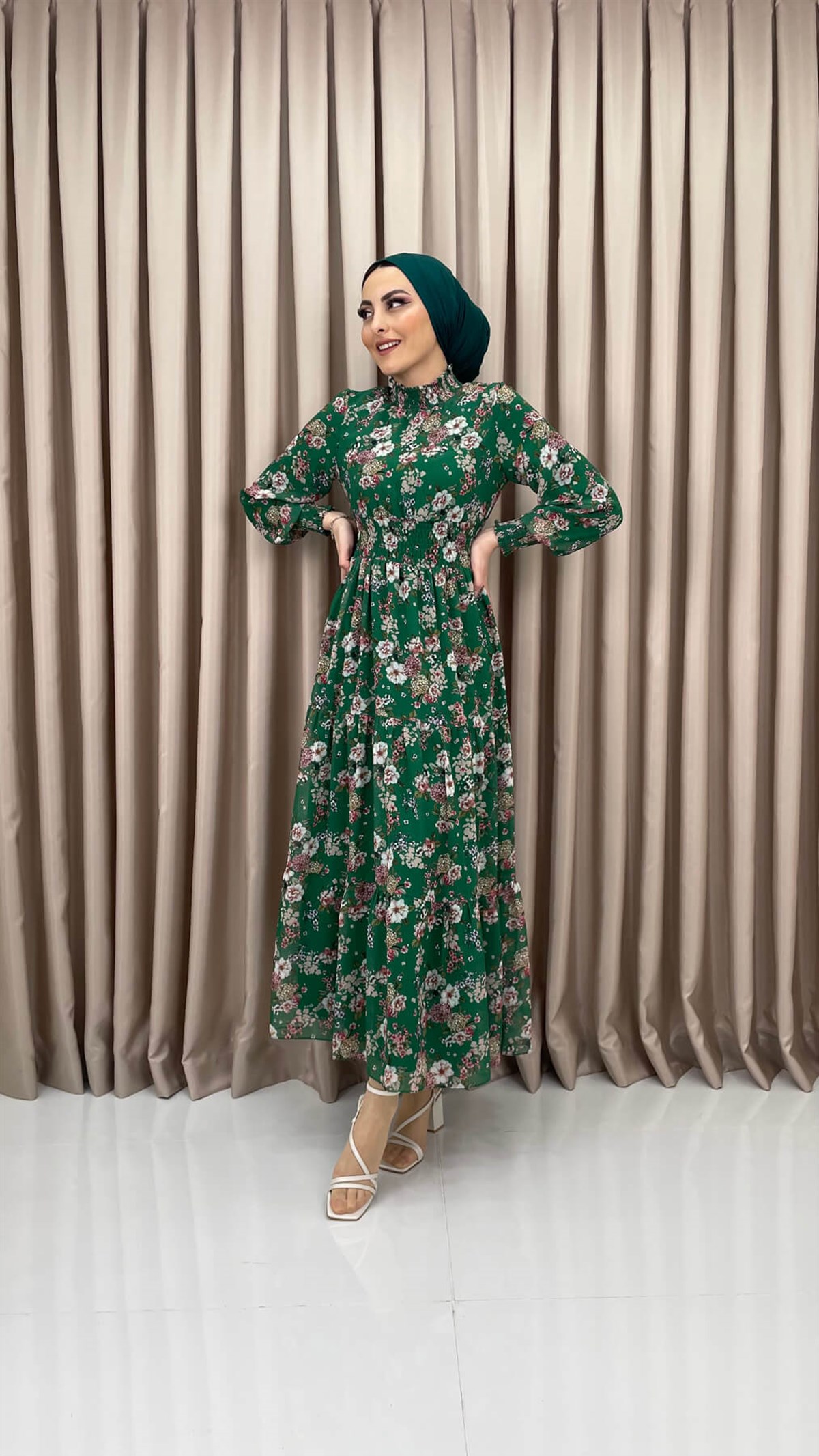 4646 S Bayan Elbise