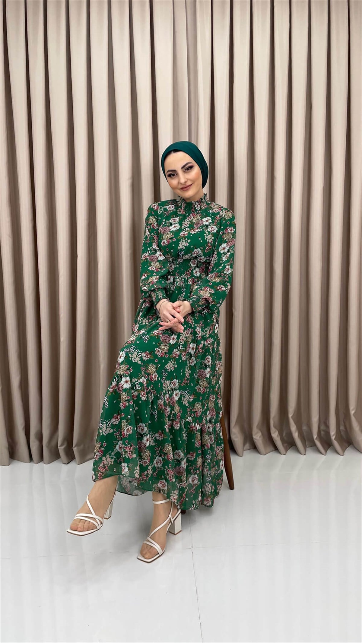 4646 S Bayan Elbise