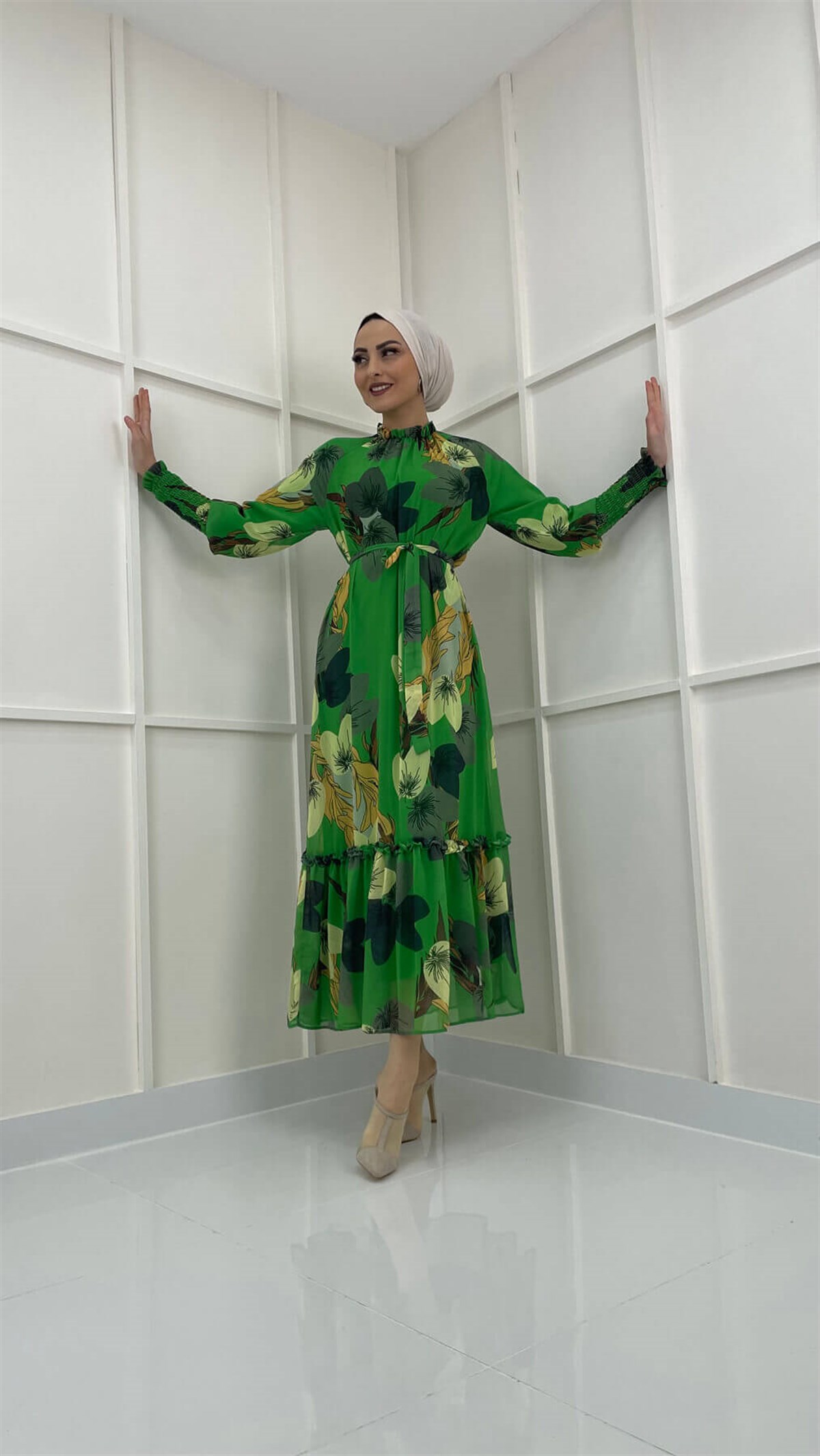 4664 S Çiçek Desen Elbise