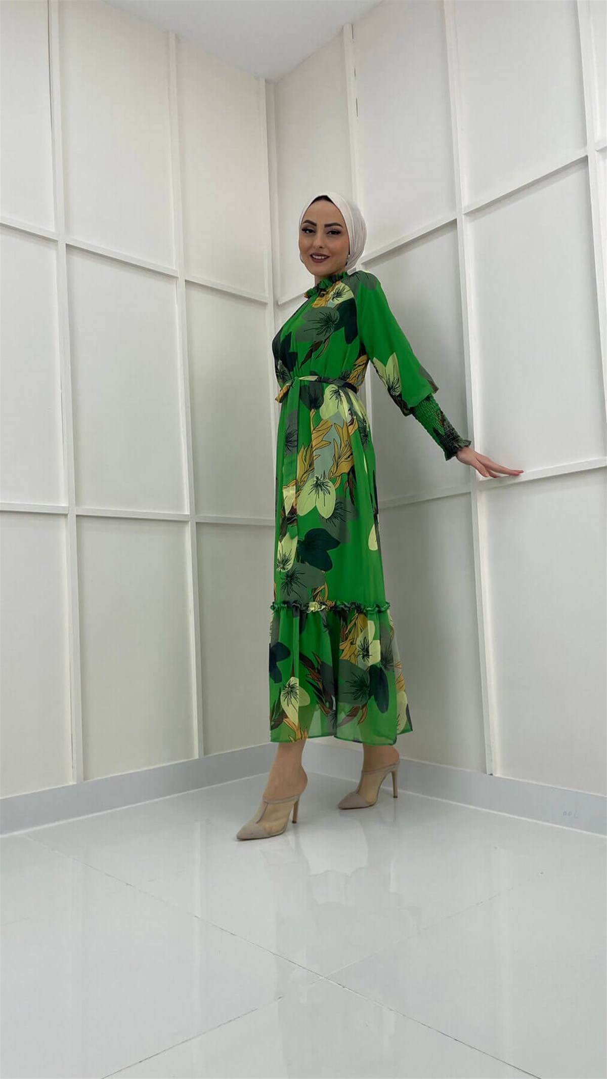 4664 S Çiçek Desen Elbise