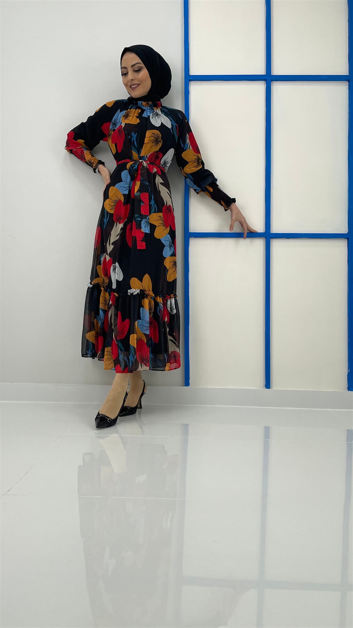 4664 S Çiçek Desen Elbise