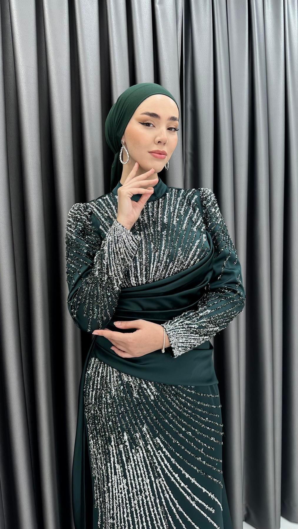 4837 H Harika Abiye-Zümrüt