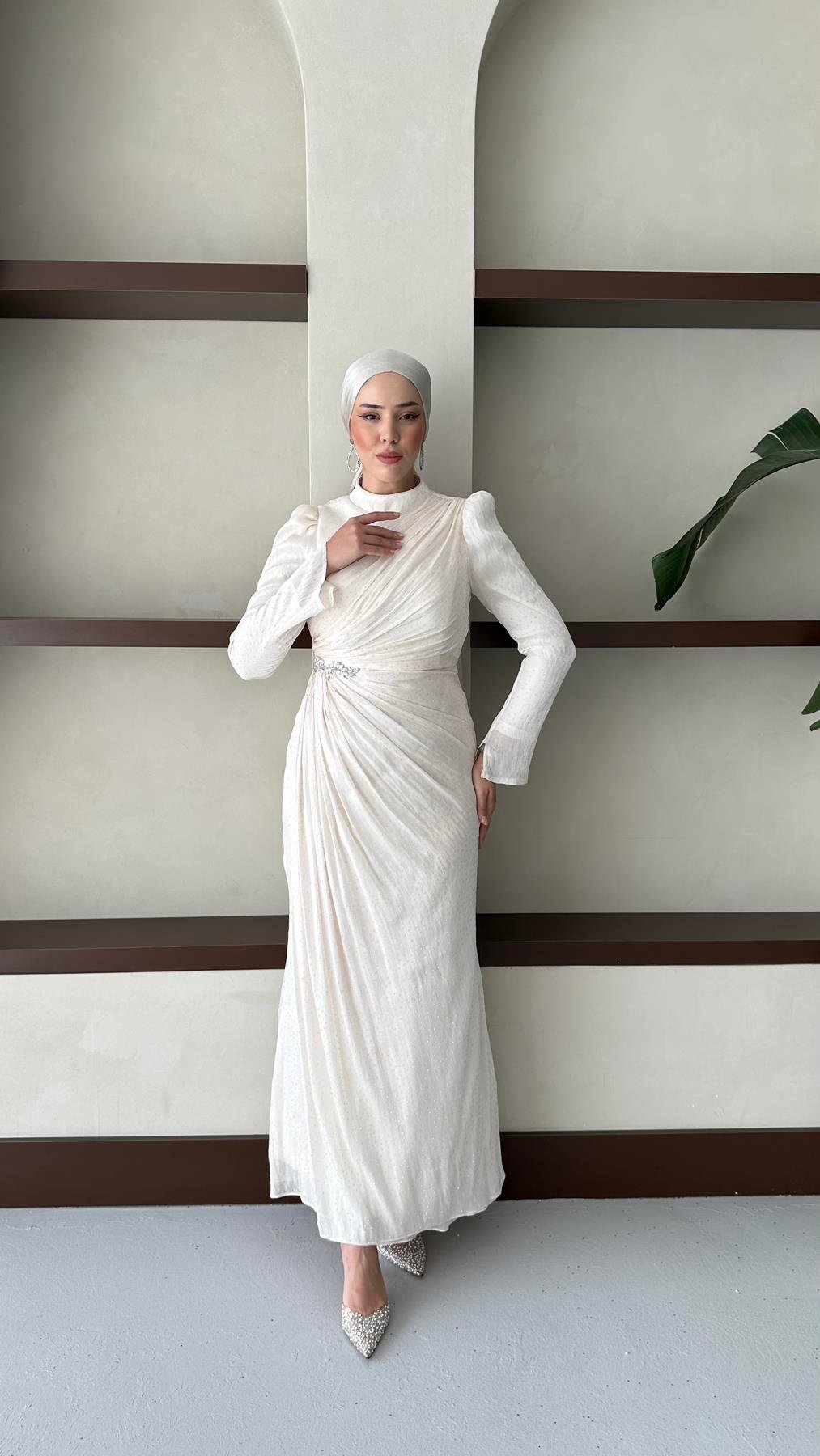 5047 H Işıl Abiye-Krem