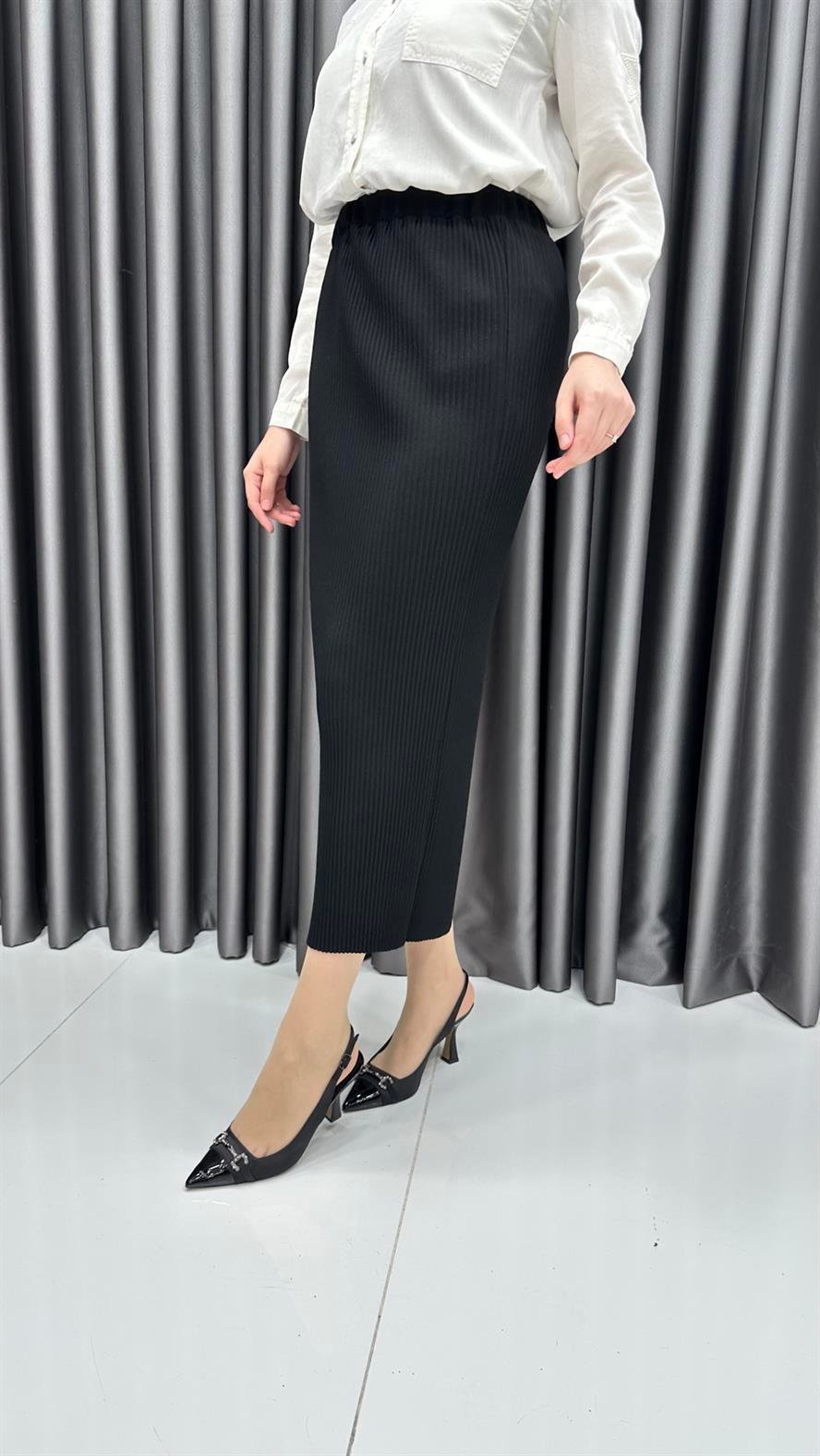 9711 Y Bayan Etek-Siyah