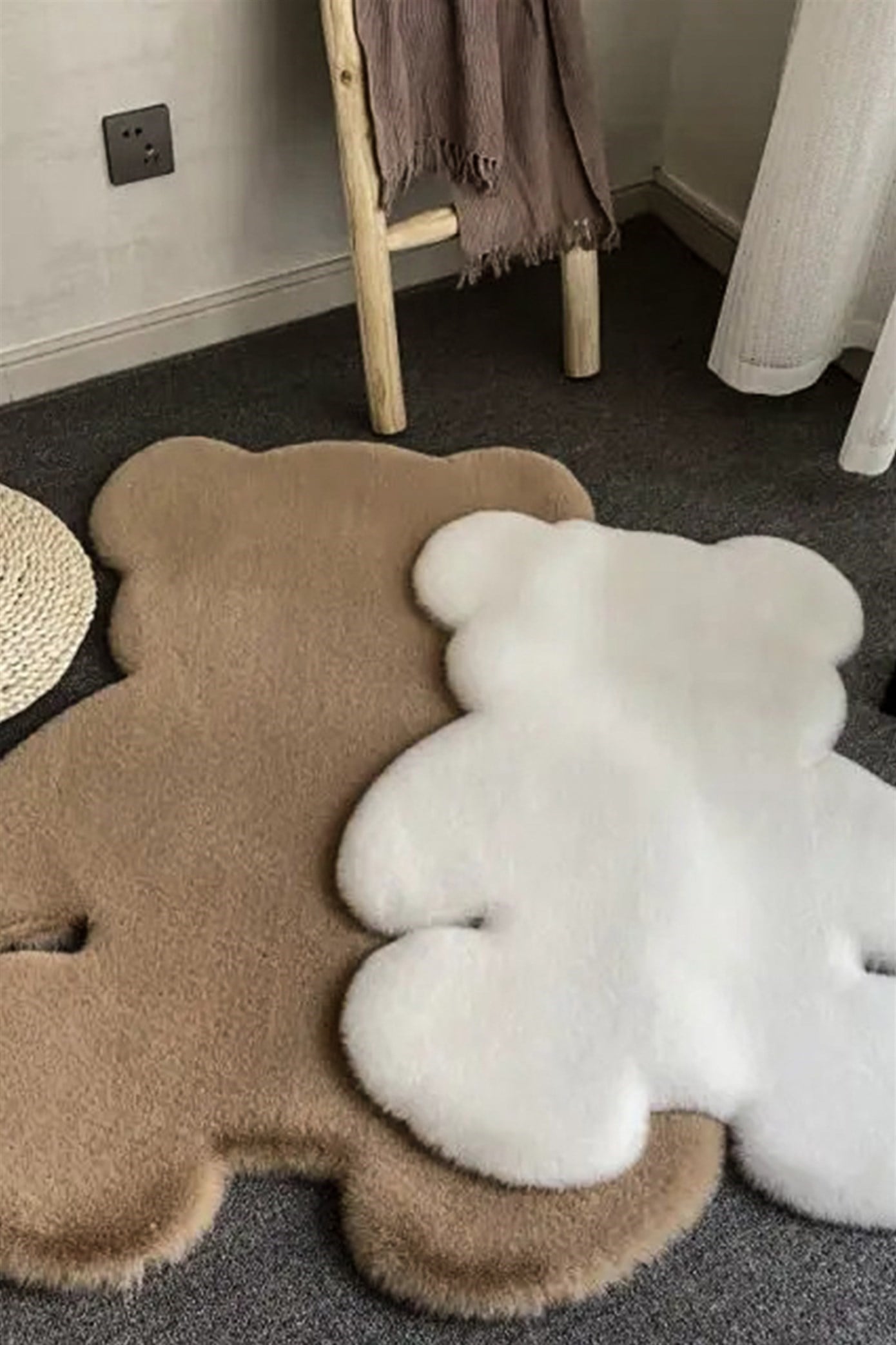 Ayıcık Şekilli Beyaz Peluş Halı 