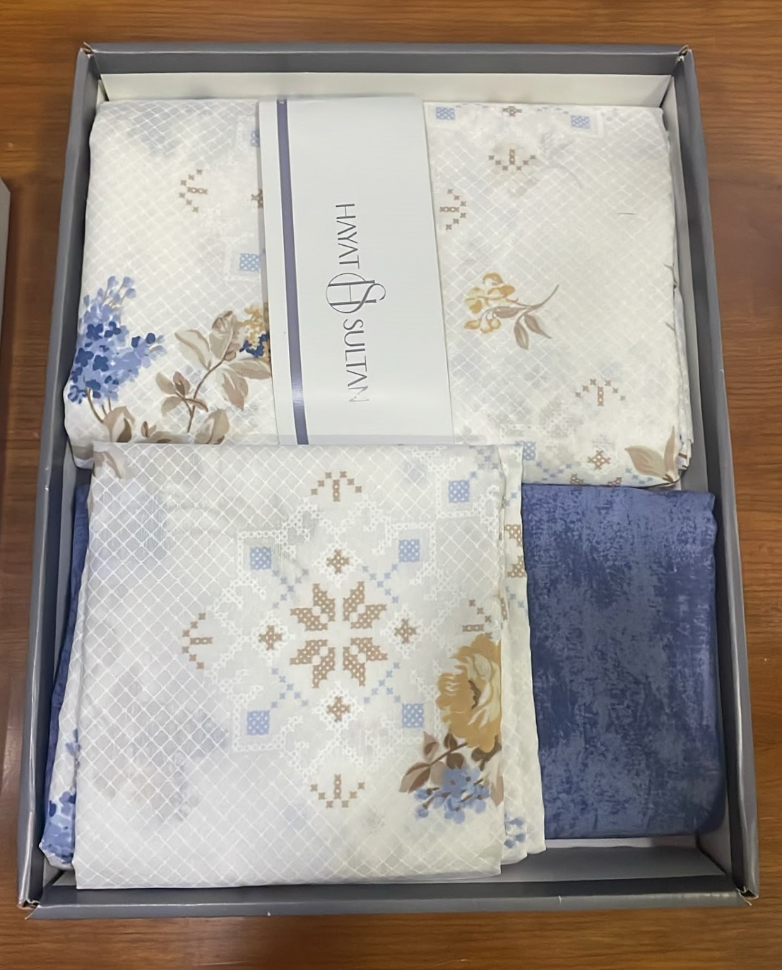 Tek Kişilik Desenli Bej Gri Pamuklu Nevresim Takımı HT01 160X220
