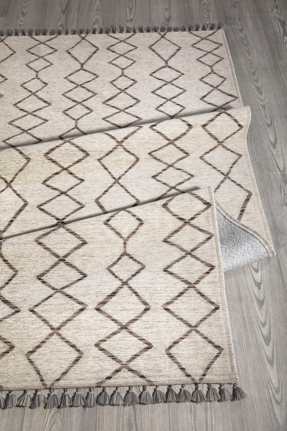 Vizon Kaymaz Tabanlı Efnan Kilim