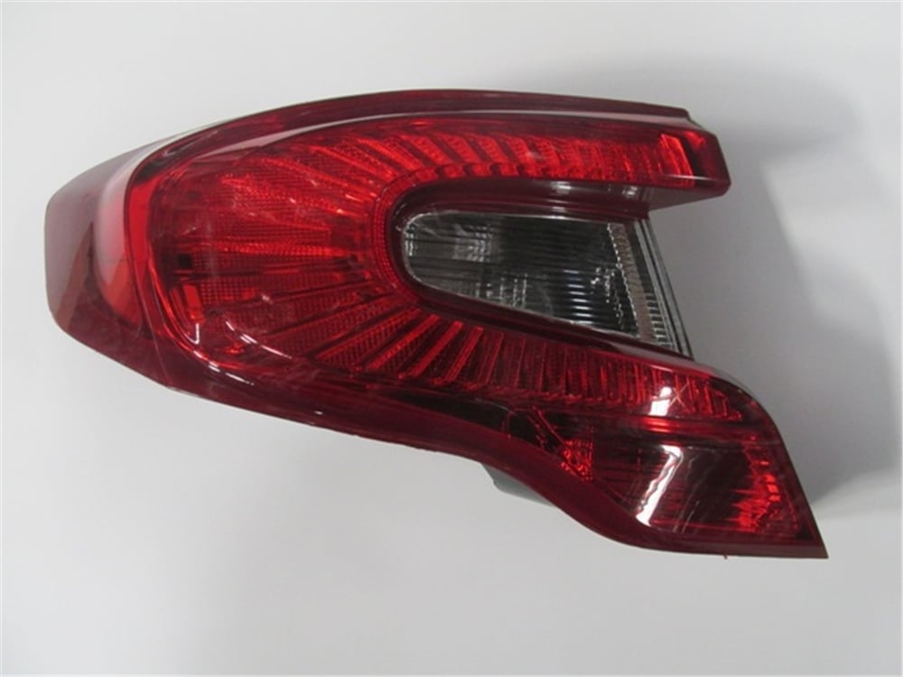 YEDEK PARÇAFıat Egea- Sd- 21-> Dış Stop Lambası Sol Kırmızı/Beyaz/Ledsiz 51984459MEYDAN1843-1502