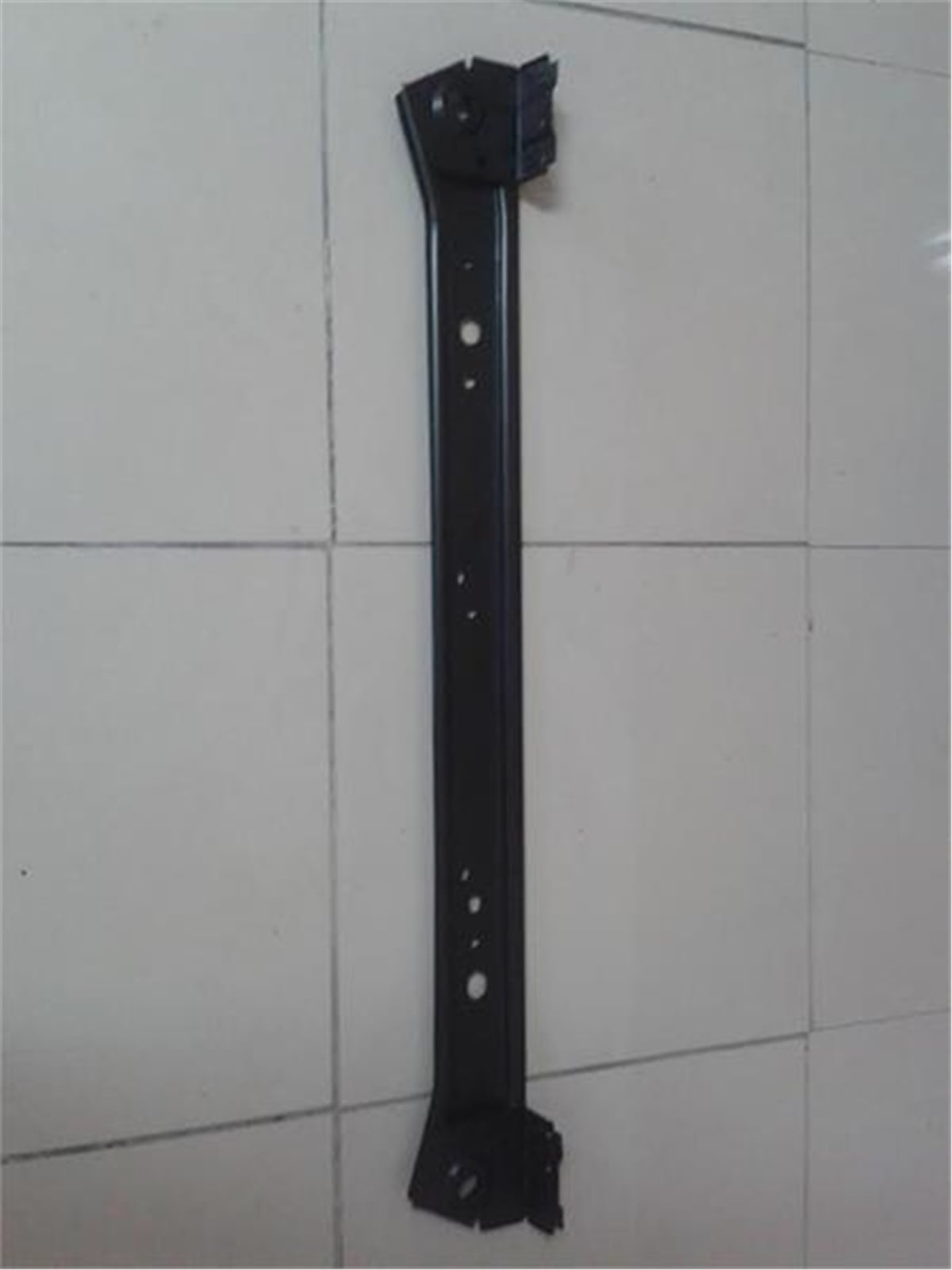 YEDEK PARÇARADYATÖR ALT TRAVERSİ FLUENCEMAXİ*42RT104
