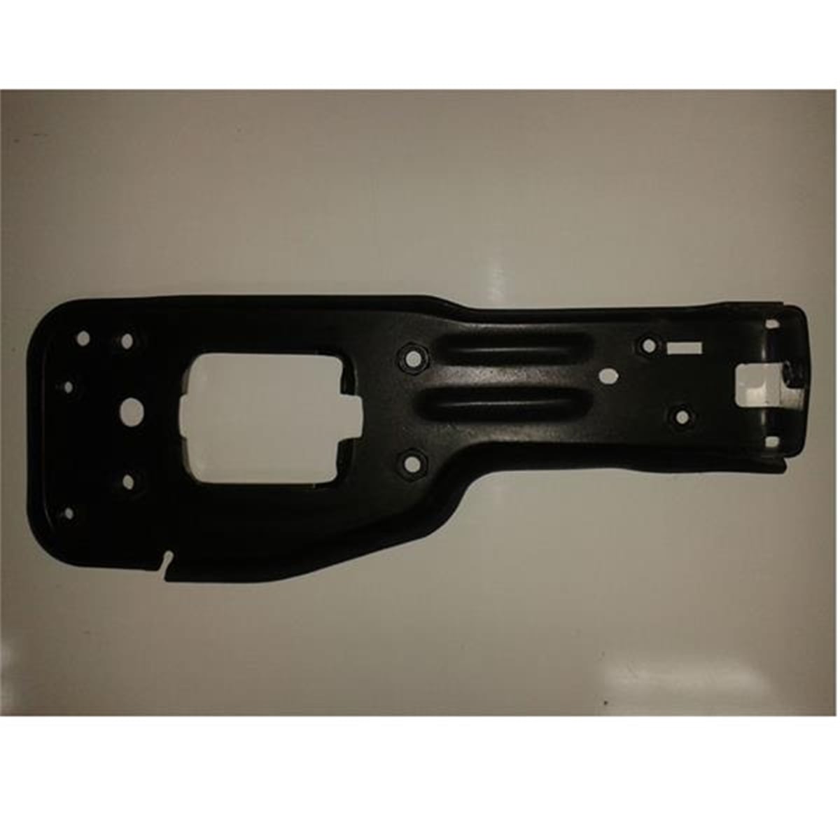 YEDEK PARÇAŞASE UCU BRAKET SOL FİORİNO/BİPPER/NEMO/LİNEAKUZEN*KZN-110