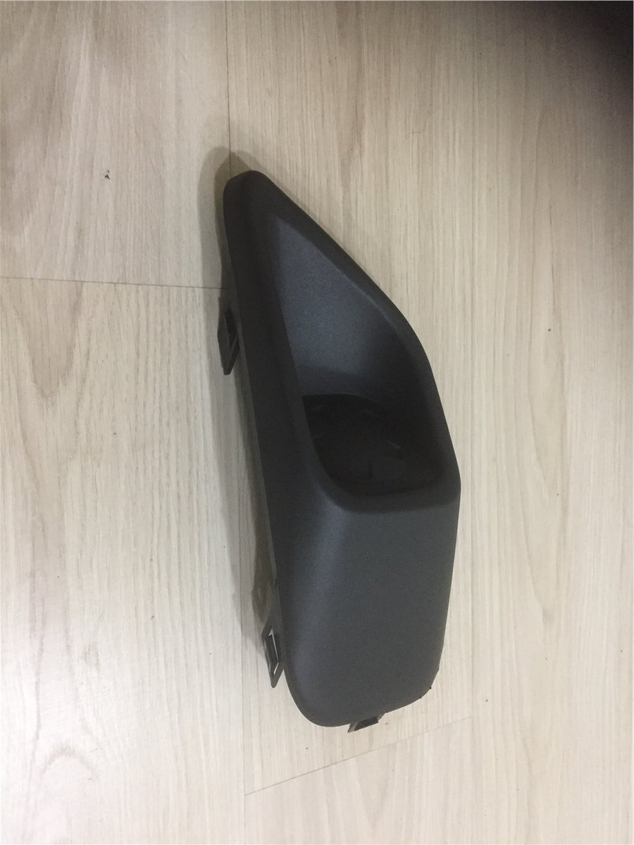 YEDEK PARÇASİS FAR ÇERÇEVESİ SAĞ SİSSİZ DOBLO IV 2015>BRUCKE*RSA-735615287