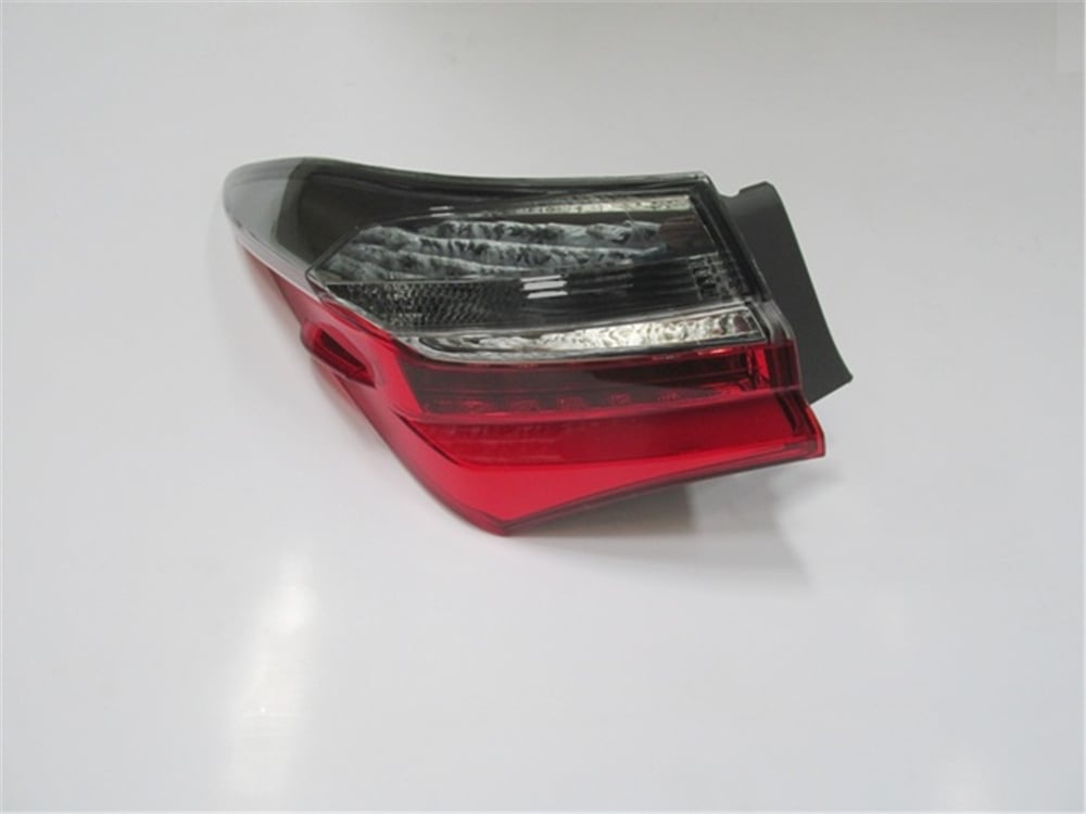 YEDEK PARÇAToyota Corolla- Nde180- 16/18 Dış Stop Lambası Sol Kırmızı/Beyaz/Ledli (E Marklı) 81560-02A80MEYDAN201-1504