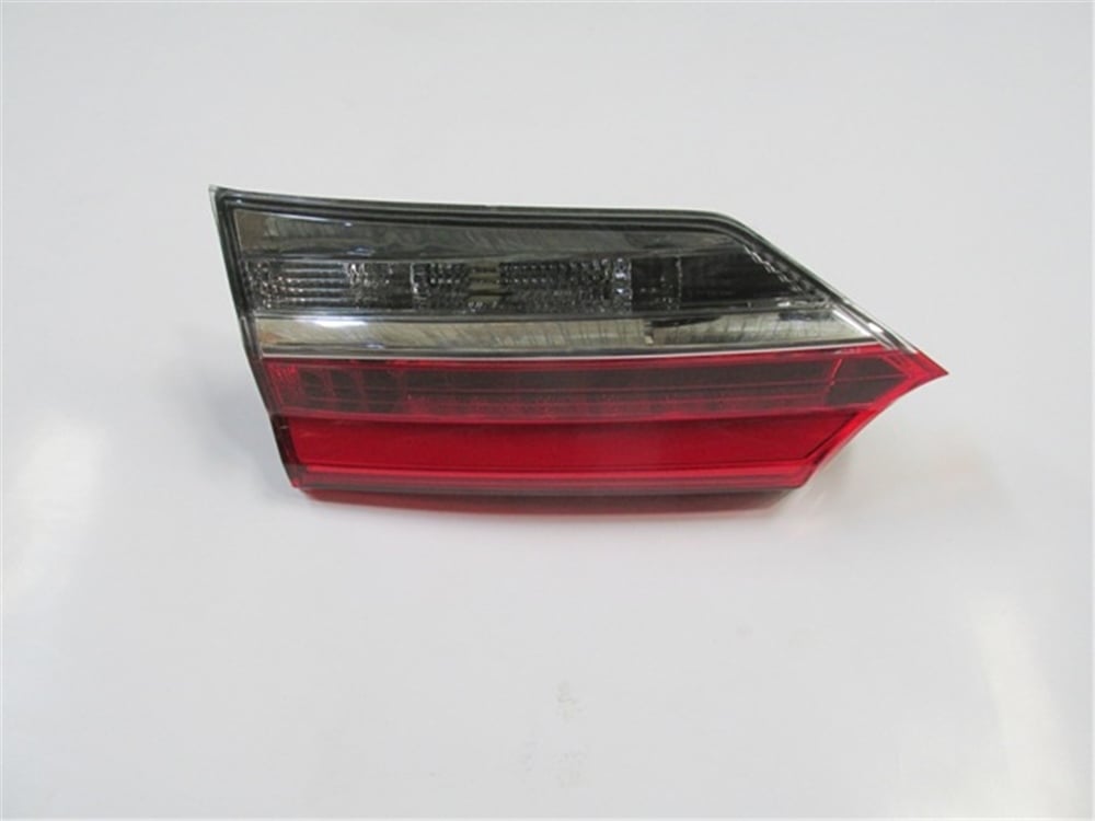 YEDEK PARÇAToyota Corolla- Nde180- 16/18 İç Stop Lambası Sol Kırmızı/Beyaz/Ledli/Sisli (E Marklı) 81580-02A30MEYDAN201-1514