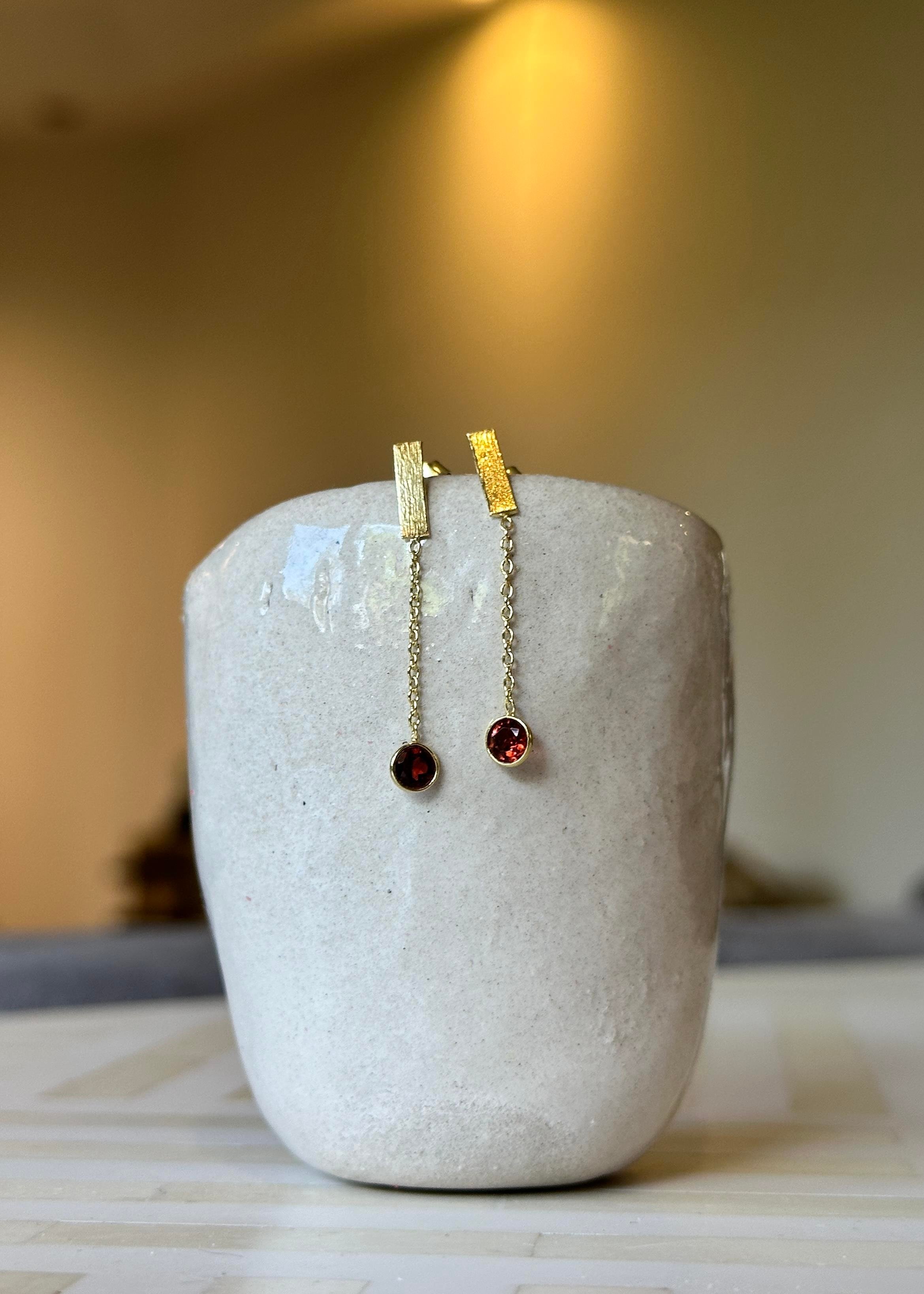 Garnet Küpe