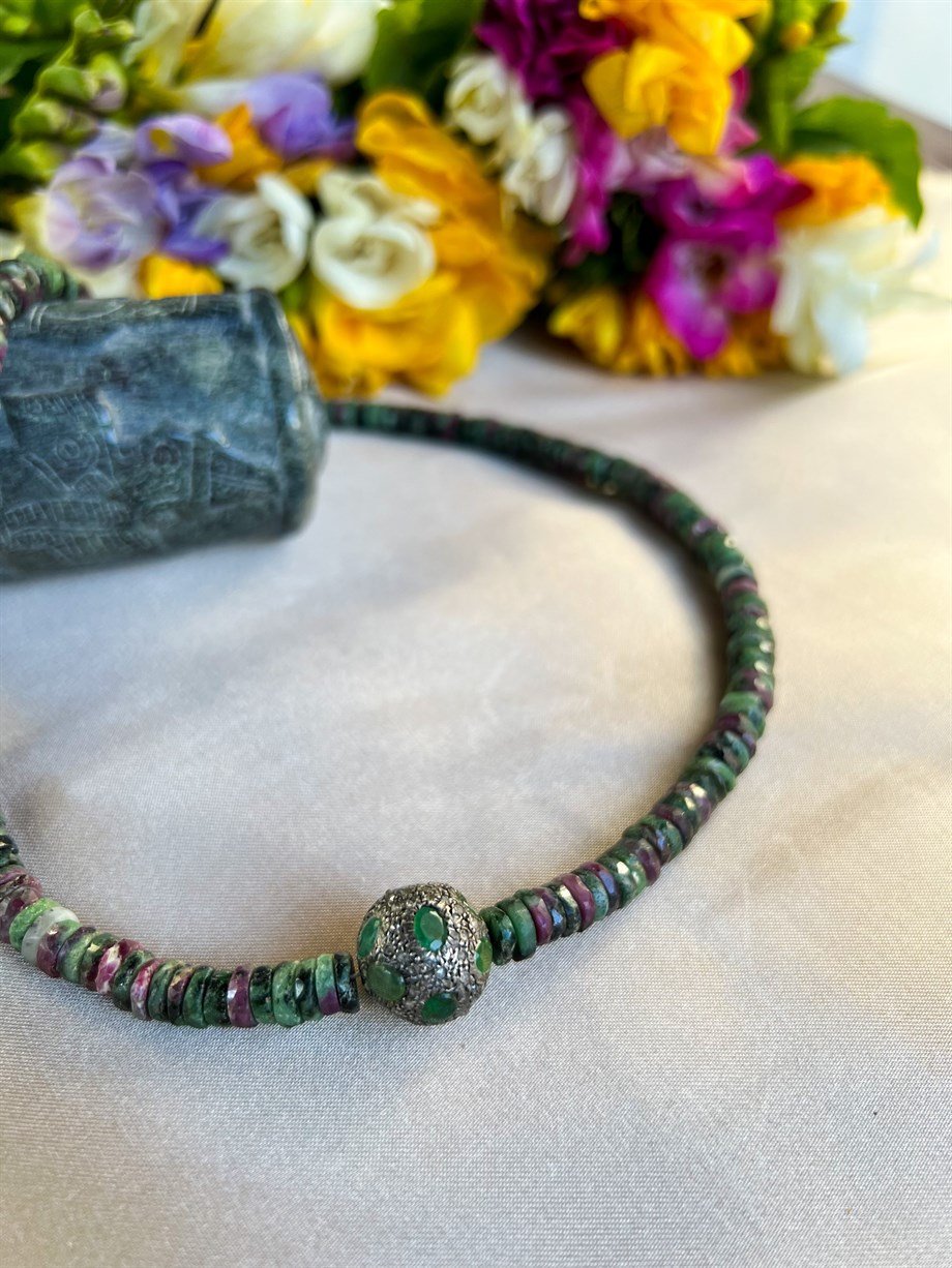 Ruby Jasper Ham Elmas