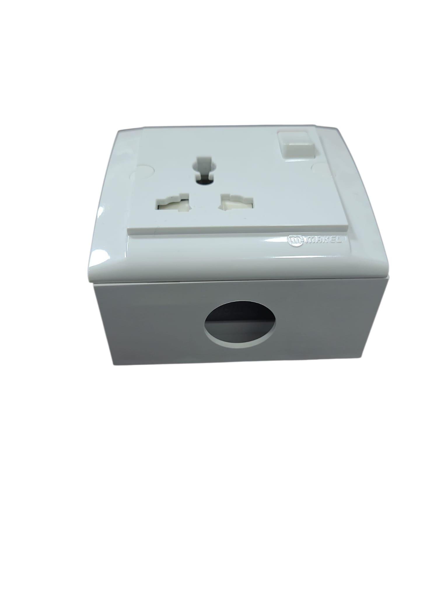 Makel Defne Beyaz Anahtarlı Universal Priz ÇK