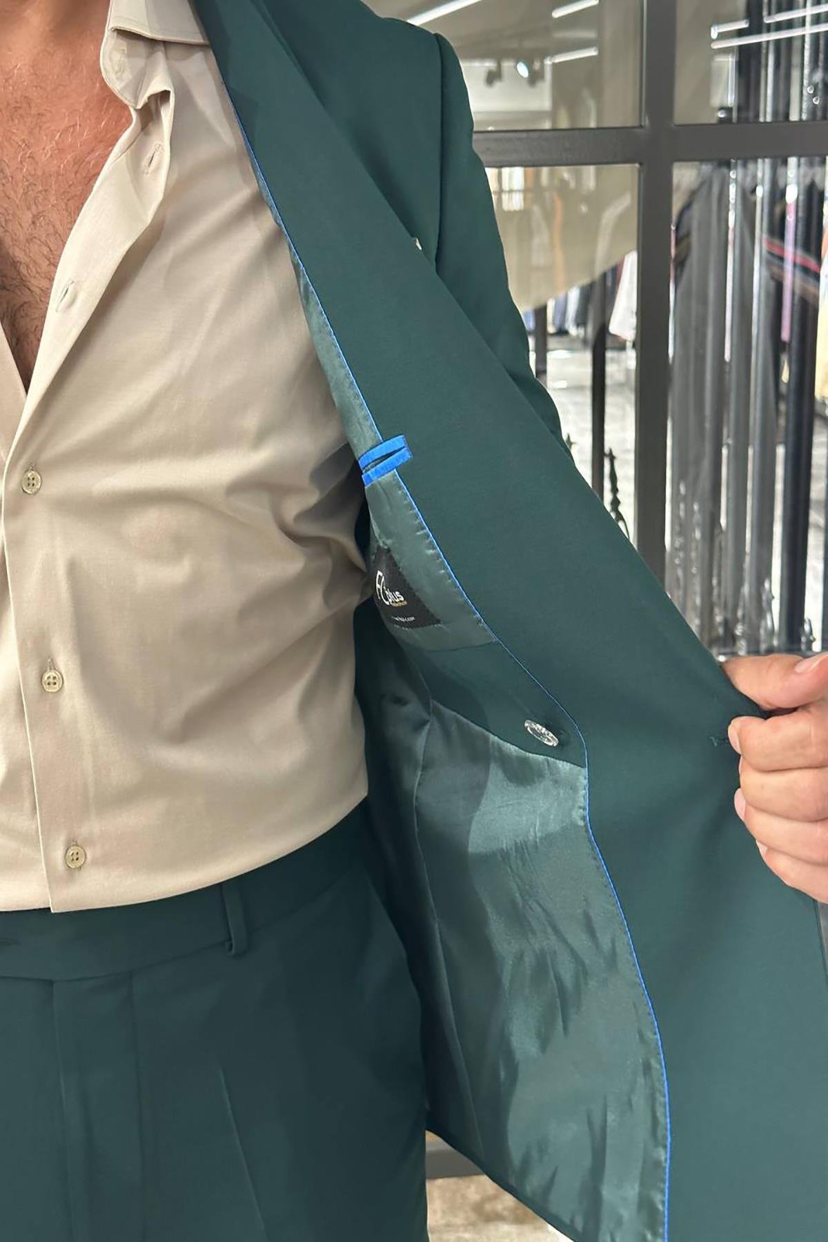  MULTIRIDING SHAWL COLLAR GREEN SUIT