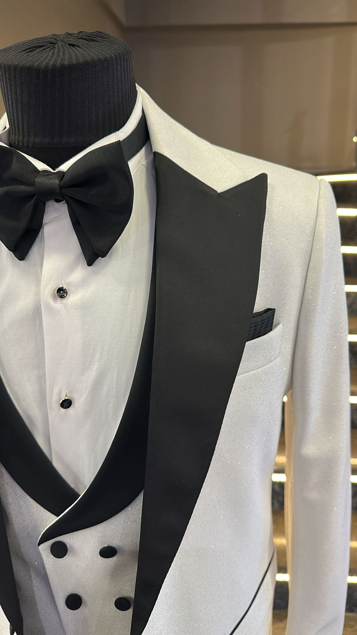  WHITE SUIT WITH GROOM VEST