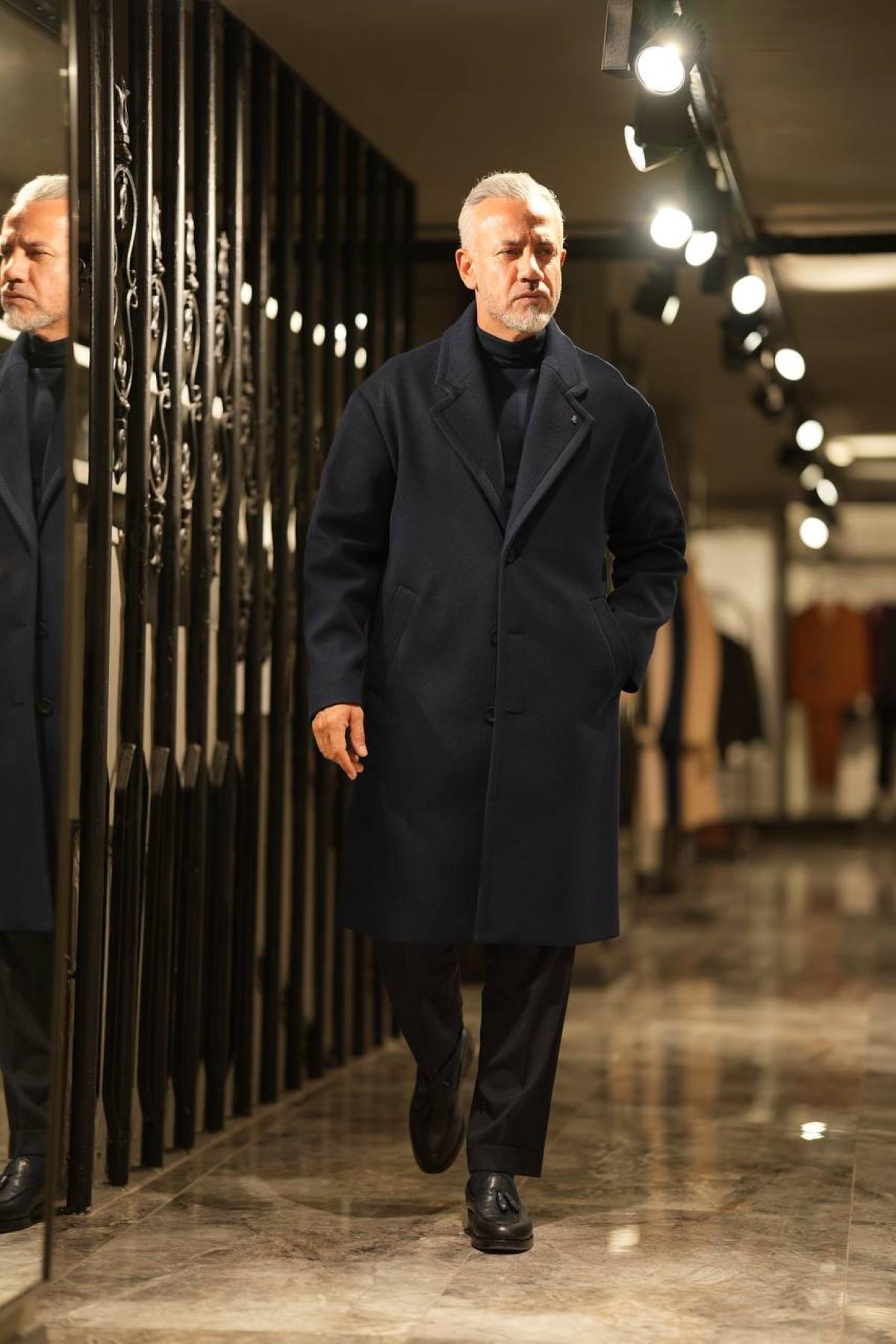 THREE BUTTON OVERSIZE COAT 