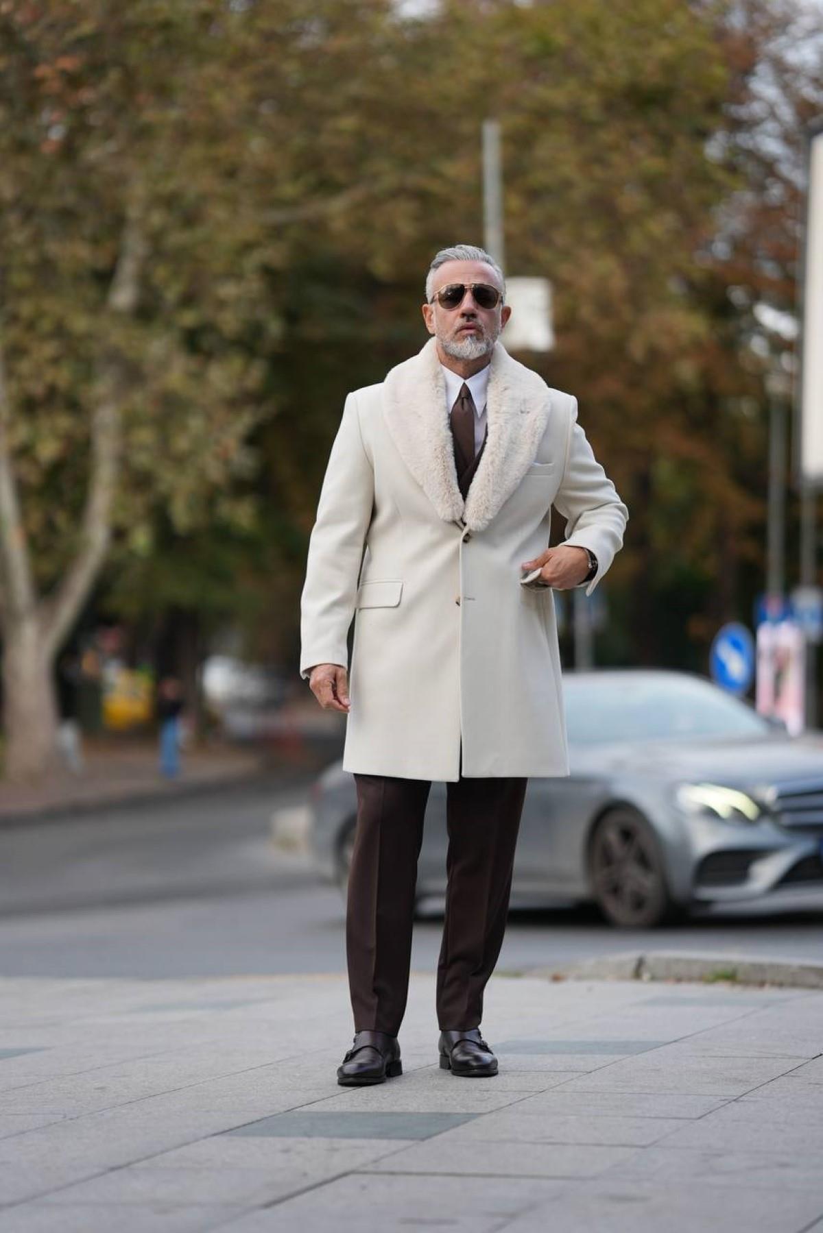 THREE BUTTON FUR COAT