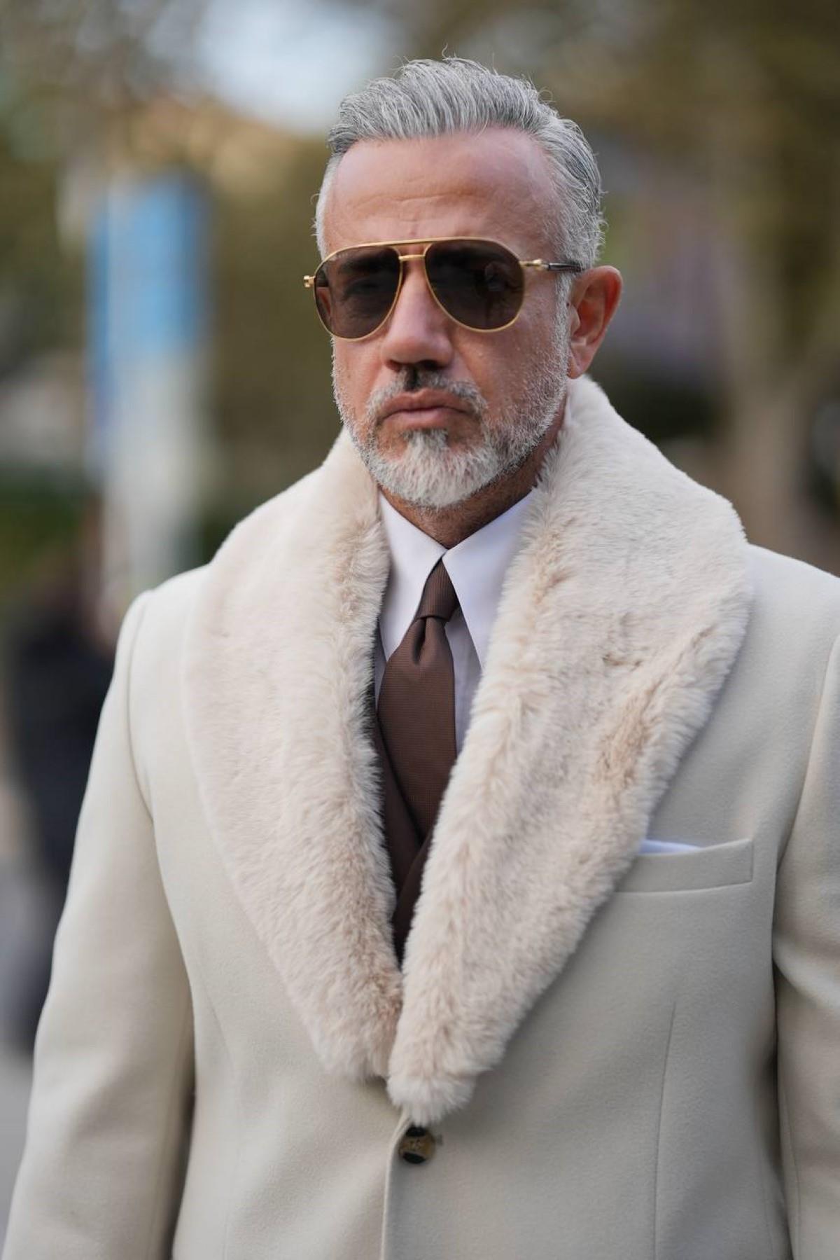 THREE BUTTON FUR COAT