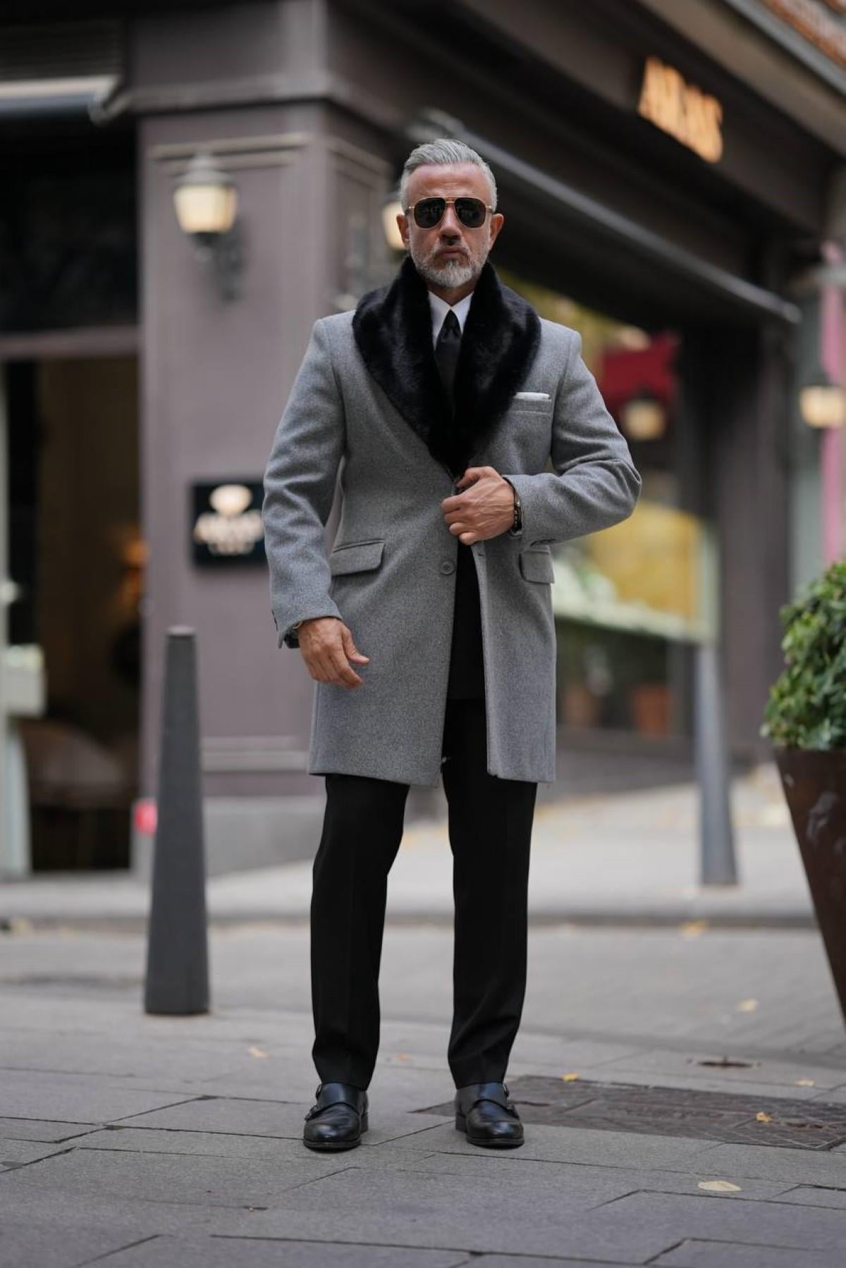 THREE BUTTON FUR COAT