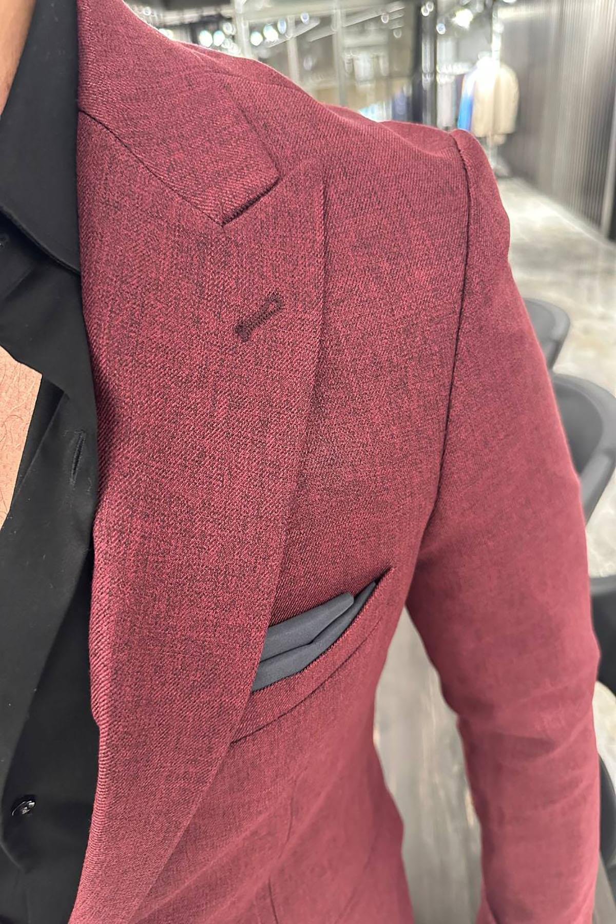  HALF LINING MAROON JACKET