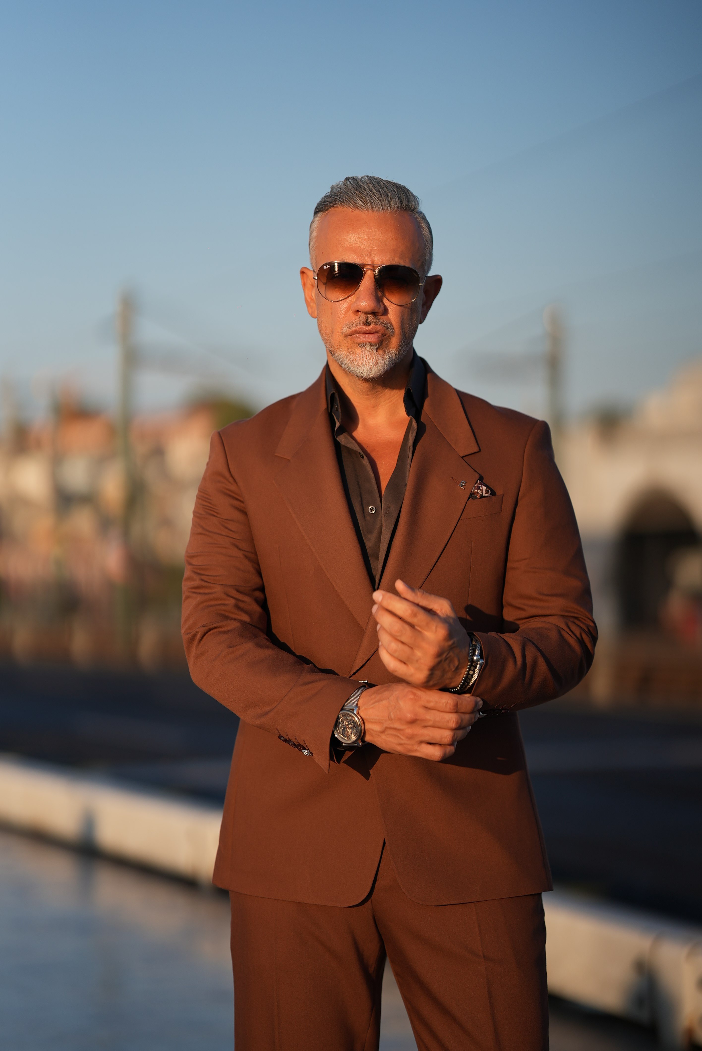  MODELLİ TAKIM ELBİSE 