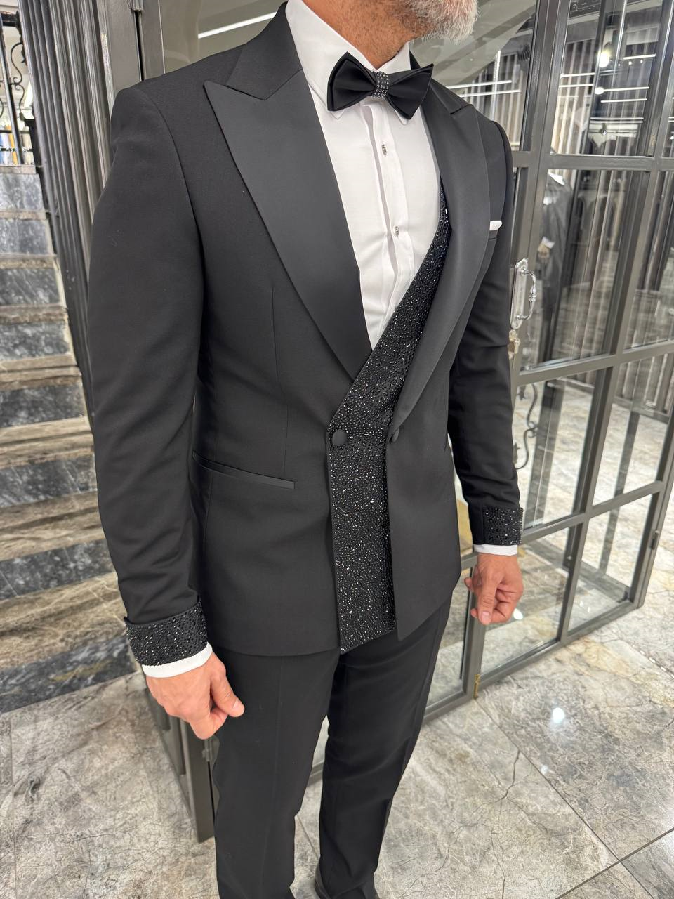  ÖN SATEN GARNİLİ TAŞLI  TAKIM ELBİSE 