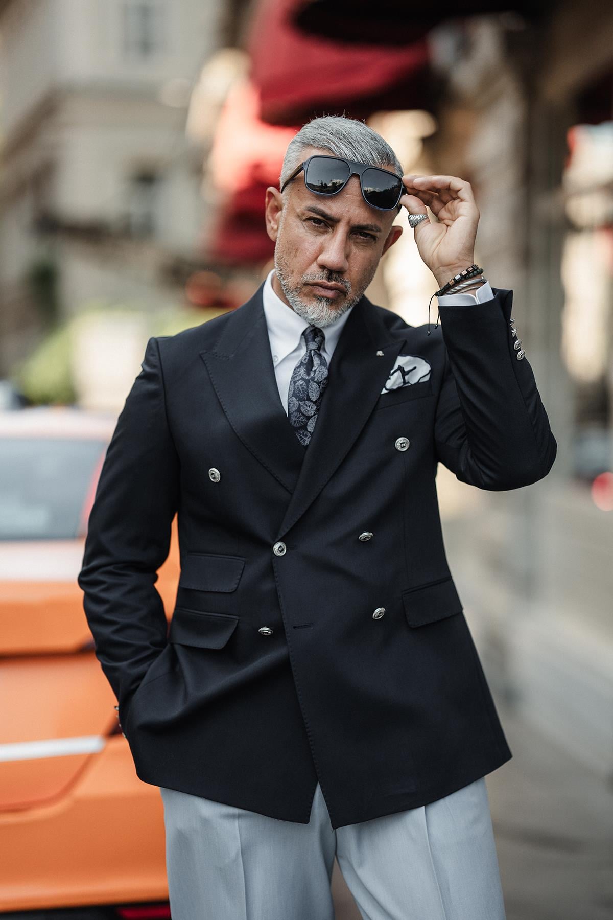 DOUBLE BREASTED CLASSIC BLAZER