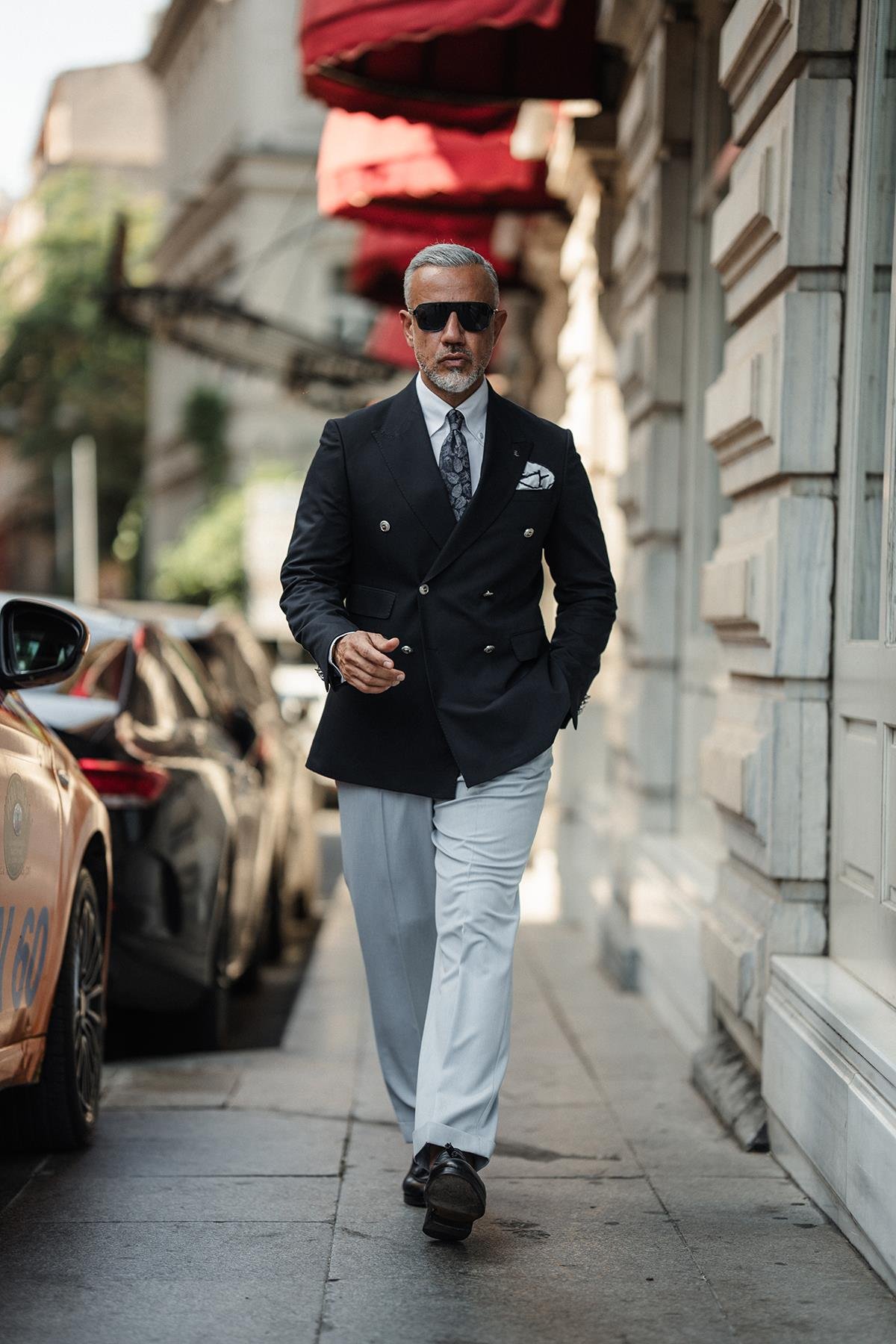 DOUBLE BREASTED CLASSIC BLAZER