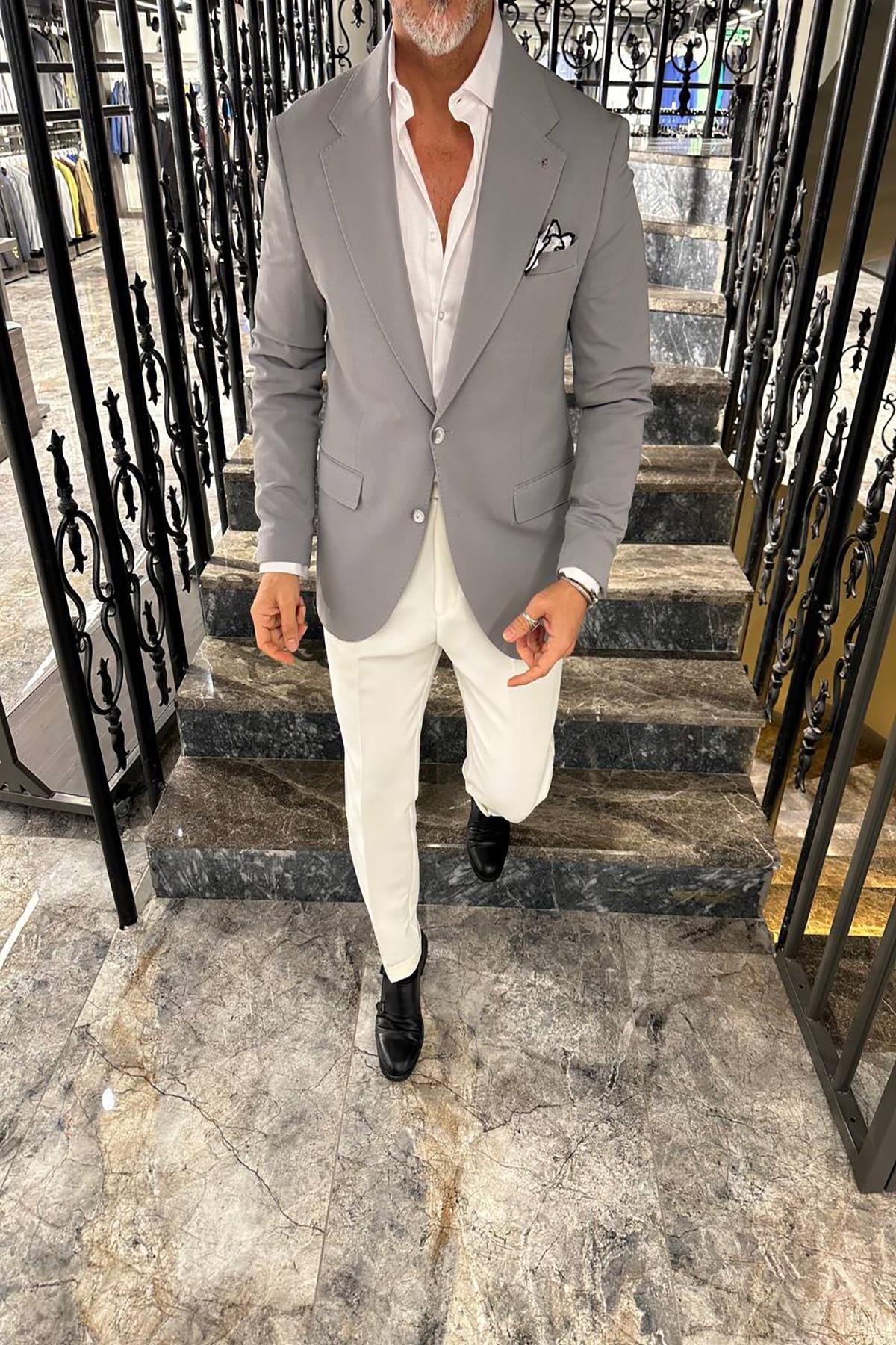 WIDE COLLAR JACKET