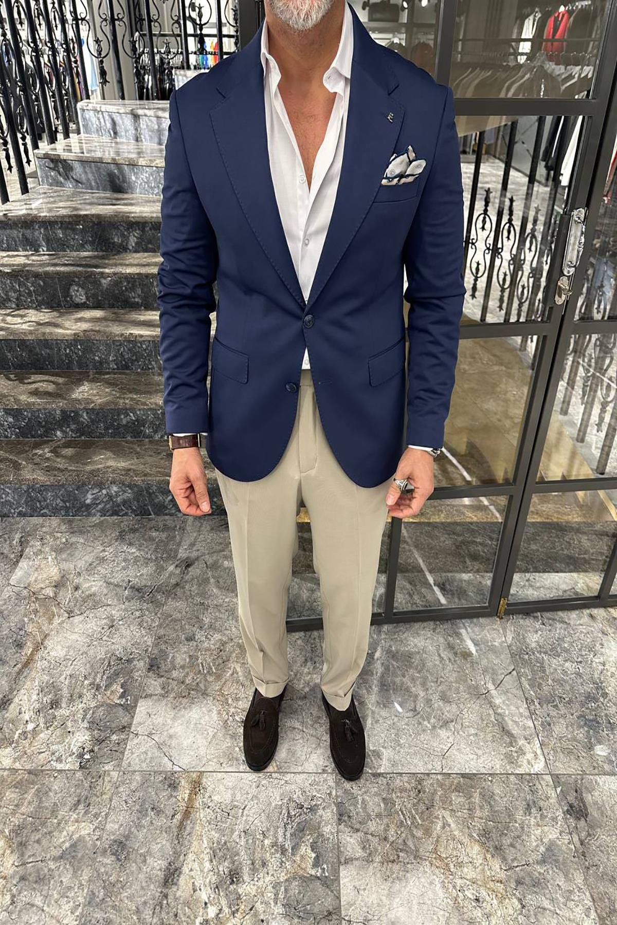 WIDE COLLAR JACKET
