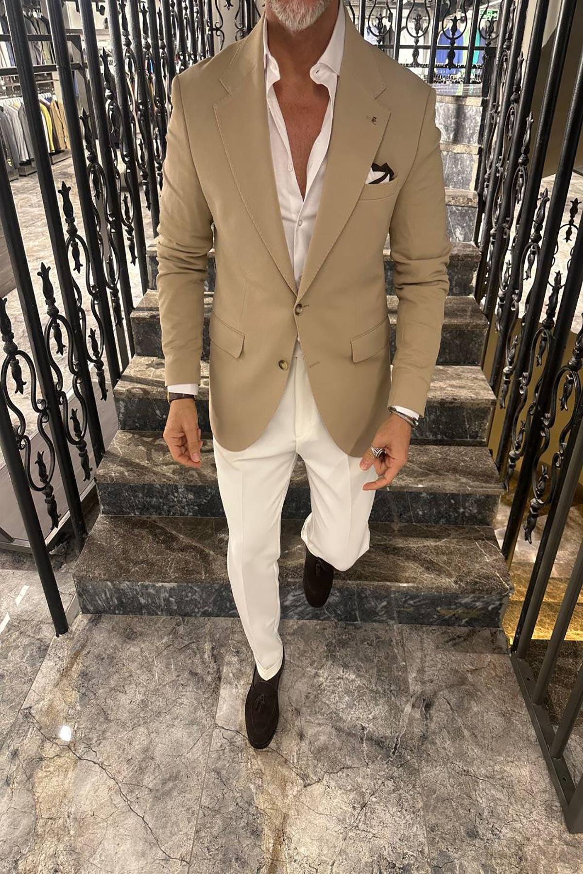 WIDE COLLAR JACKET
