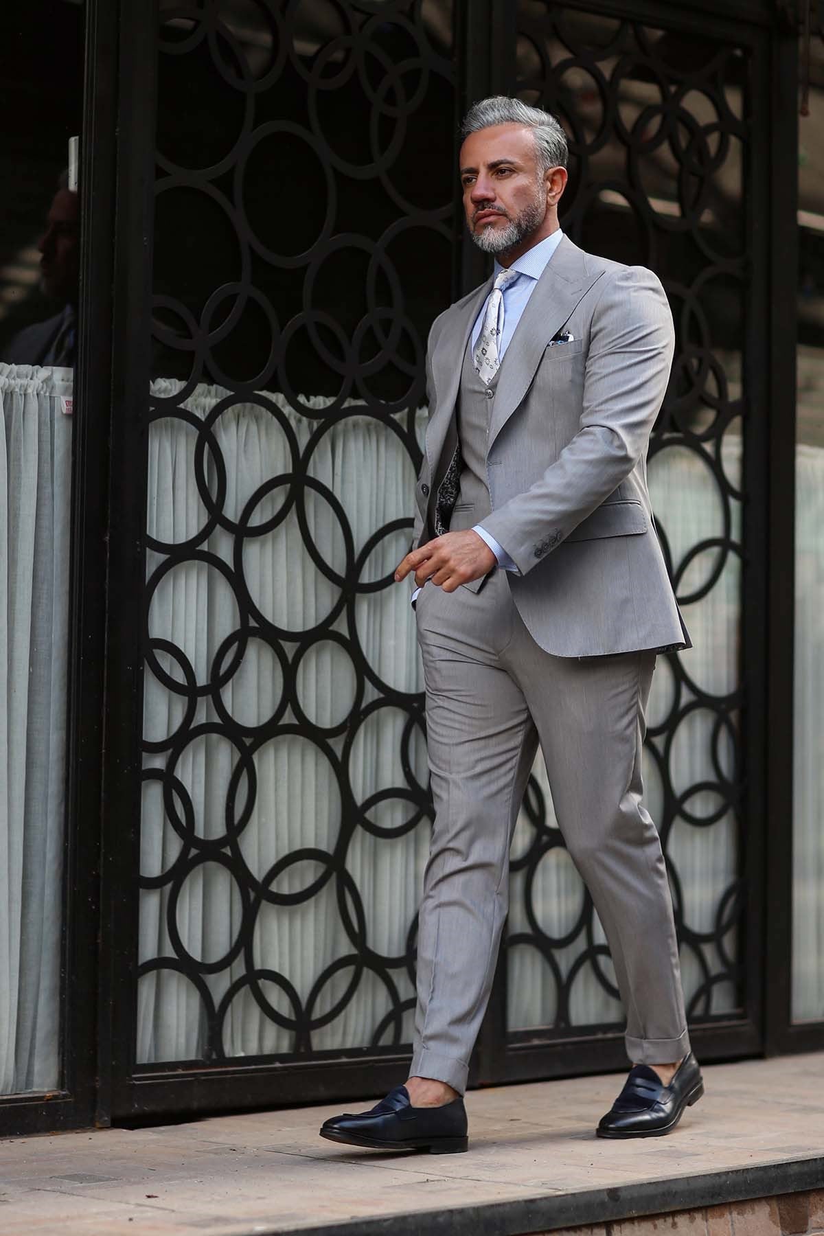 GRİ GENİŞ YAKA PUNTOLU PLUS YELEKLİ ERKEK TAKIM ELBİSE - SLIM FIT