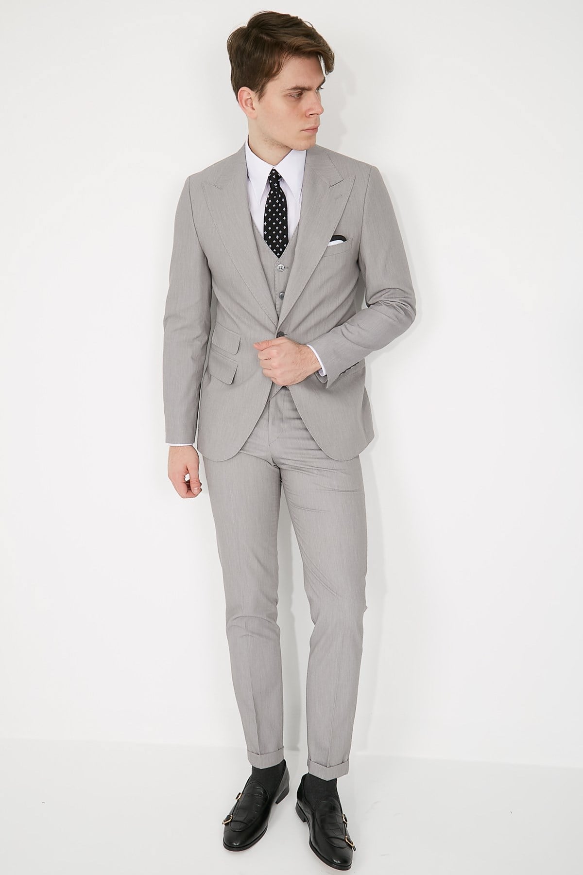 GRİ GENİŞ YAKA PUNTOLU PLUS YELEKLİ ERKEK TAKIM ELBİSE - SLIM FIT