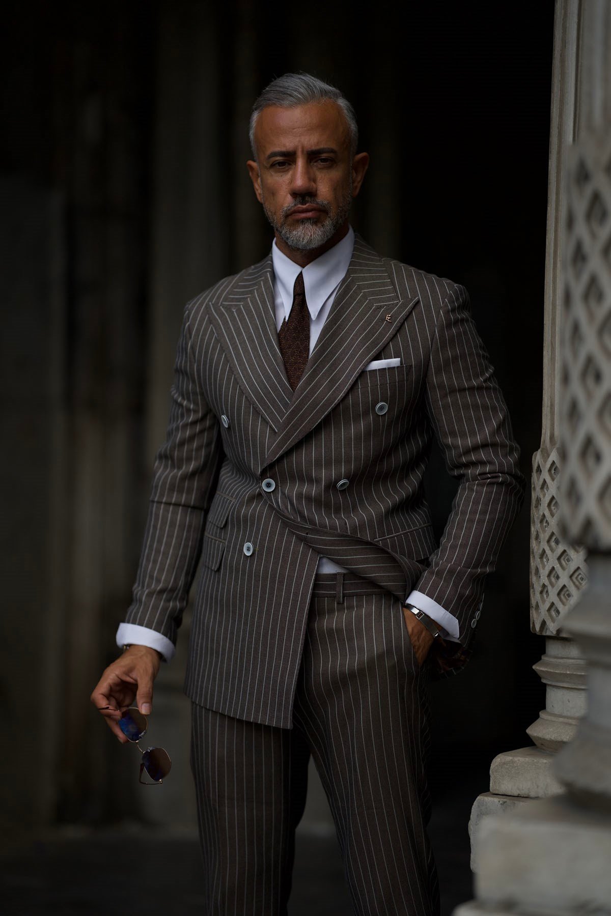 BROWN DOUBLE BREASTED SUIT SLIM-FIT
