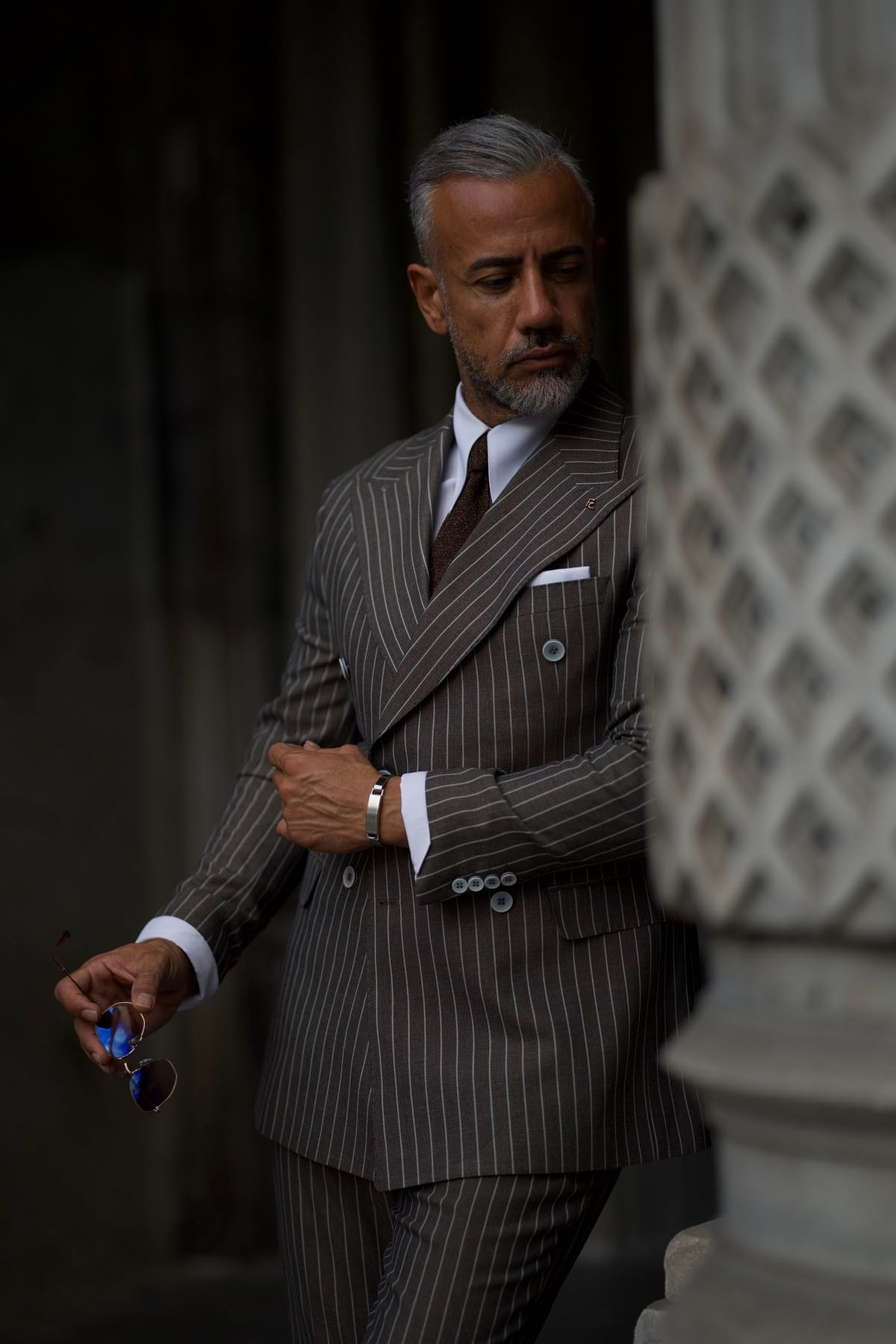 BROWN DOUBLE BREASTED SUIT SLIM-FIT