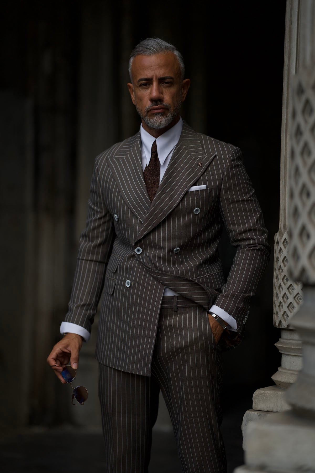 BROWN DOUBLE BREASTED SUIT SLIM-FIT