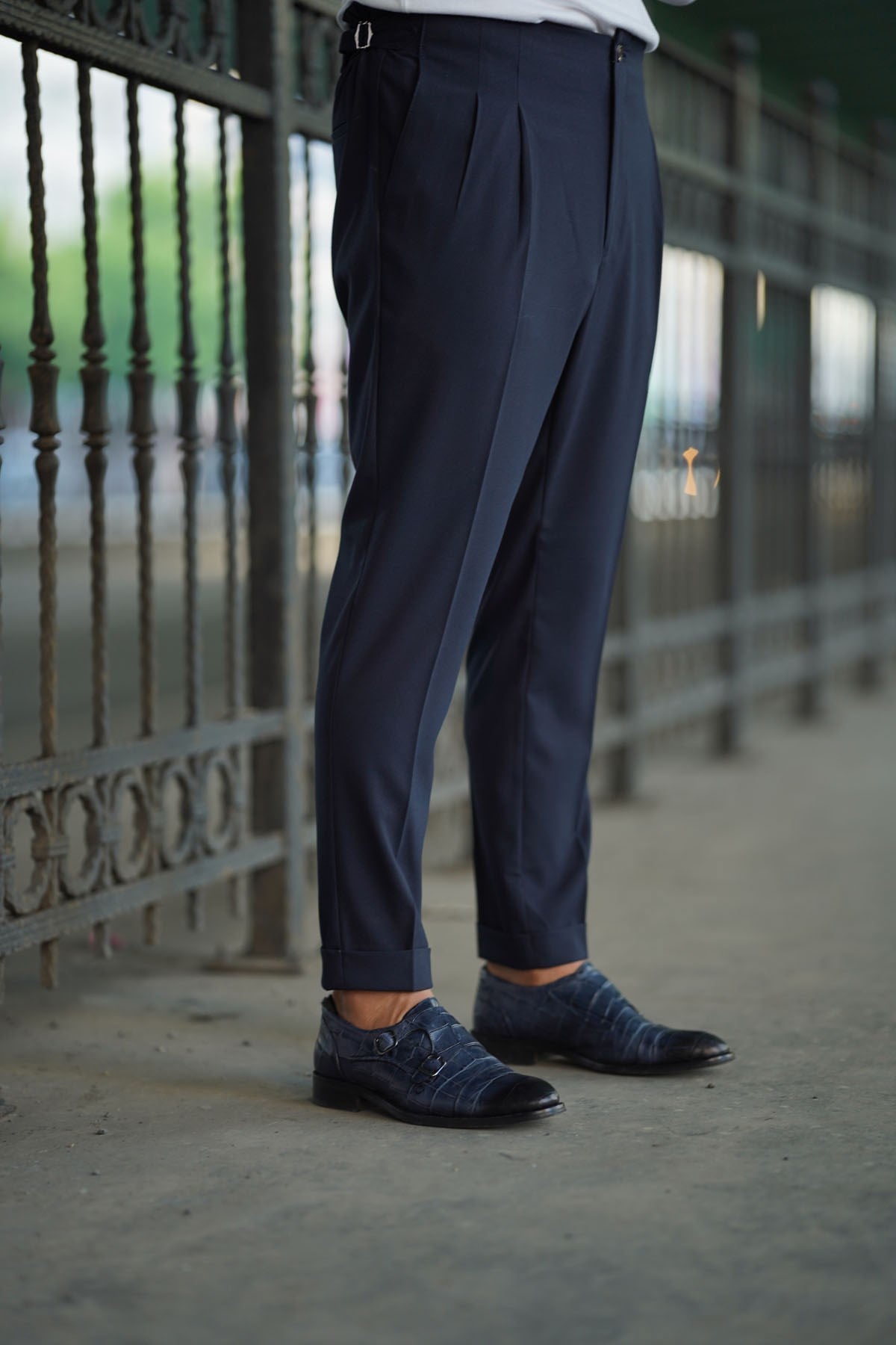 NAVY BLUE DOUBLE PLEATED STRAPLESS TROUSERS - SLIM FIT