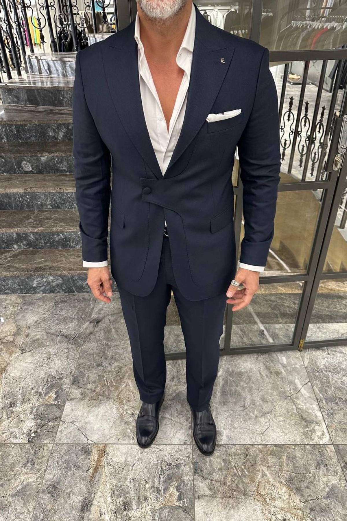 ÖN DİKEY PARÇALI TAKIM ELBİSE 