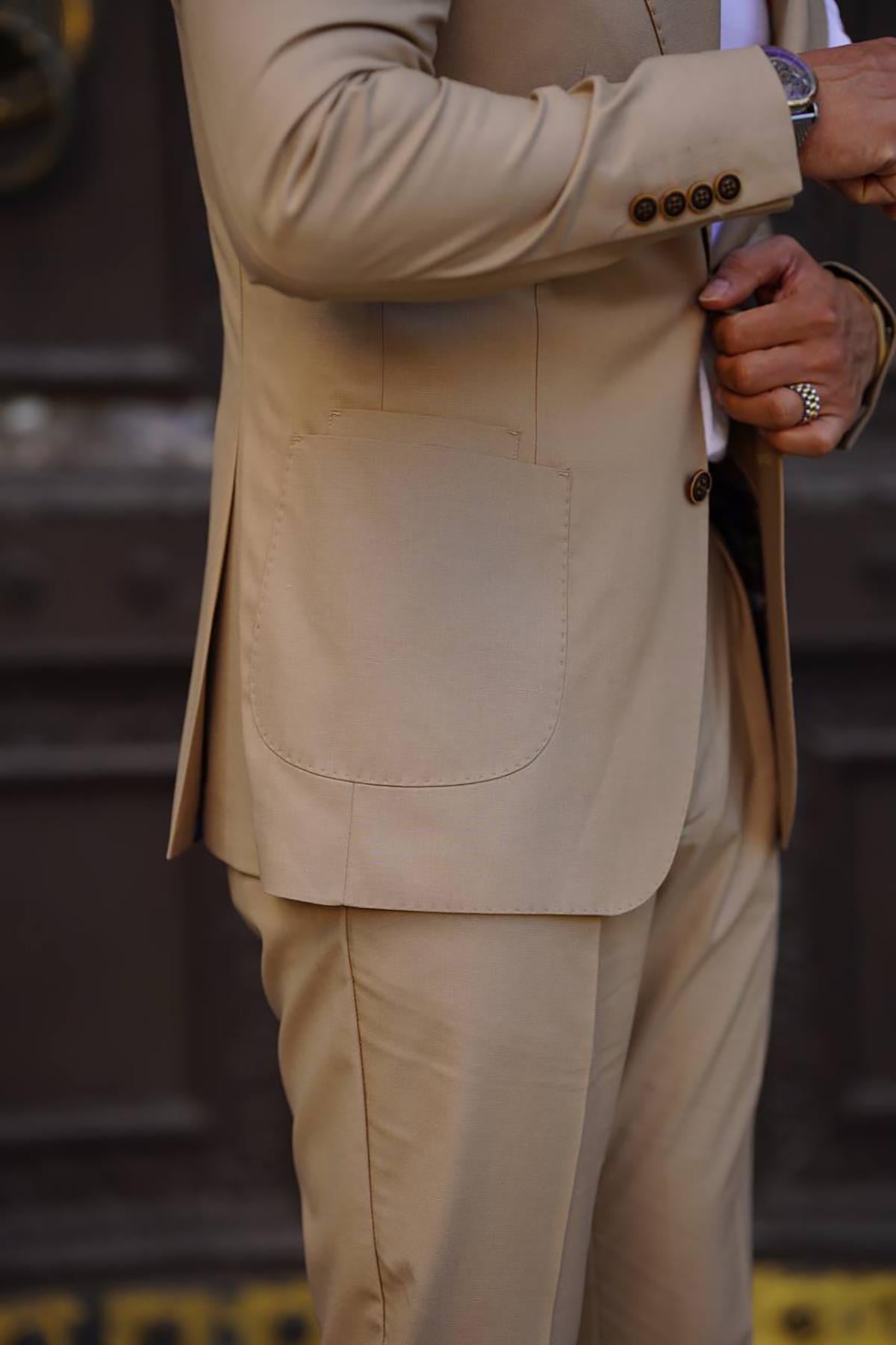 PLEATED SUIT WITH BAG POCKET PANTS