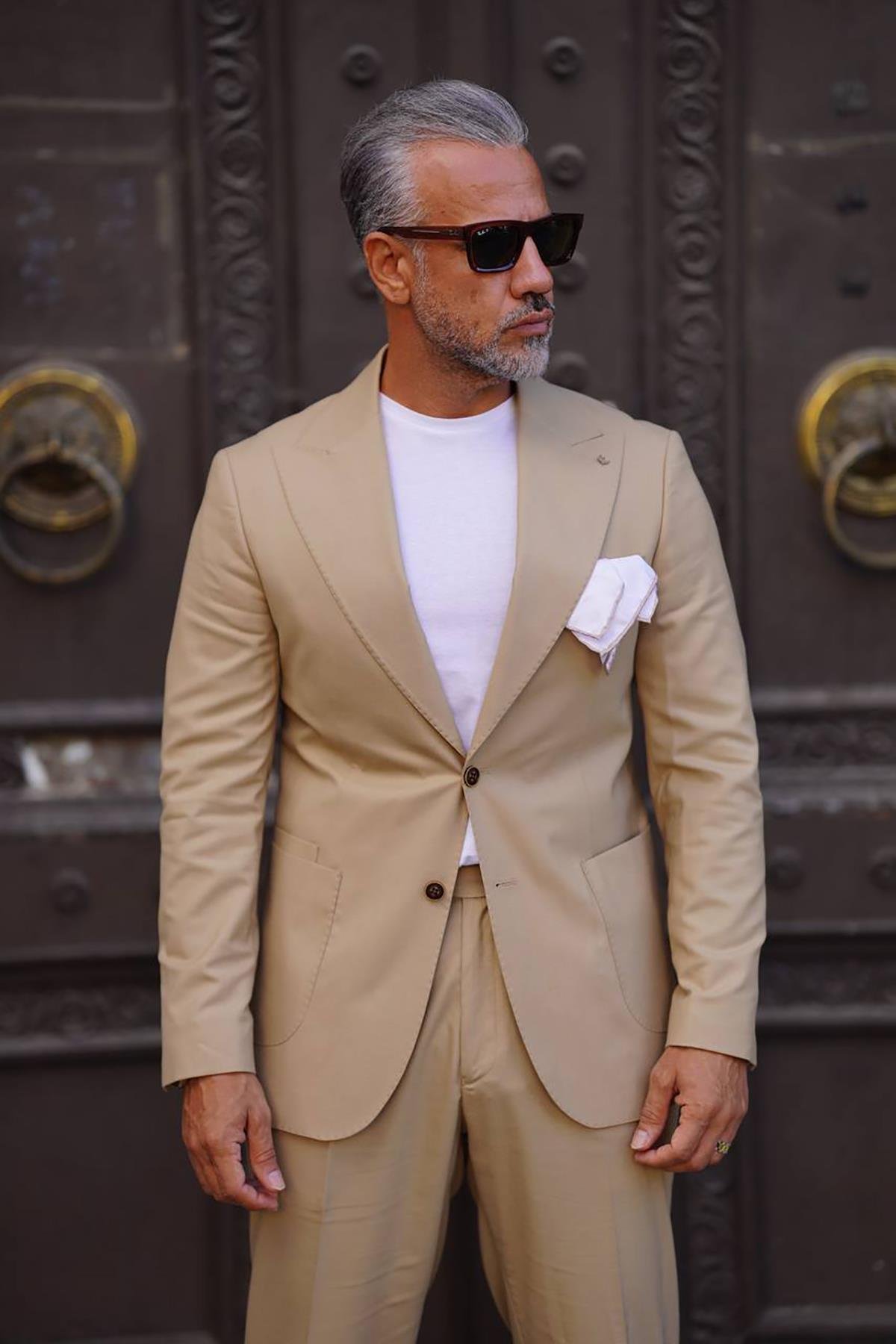 PLEATED SUIT WITH BAG POCKET PANTS